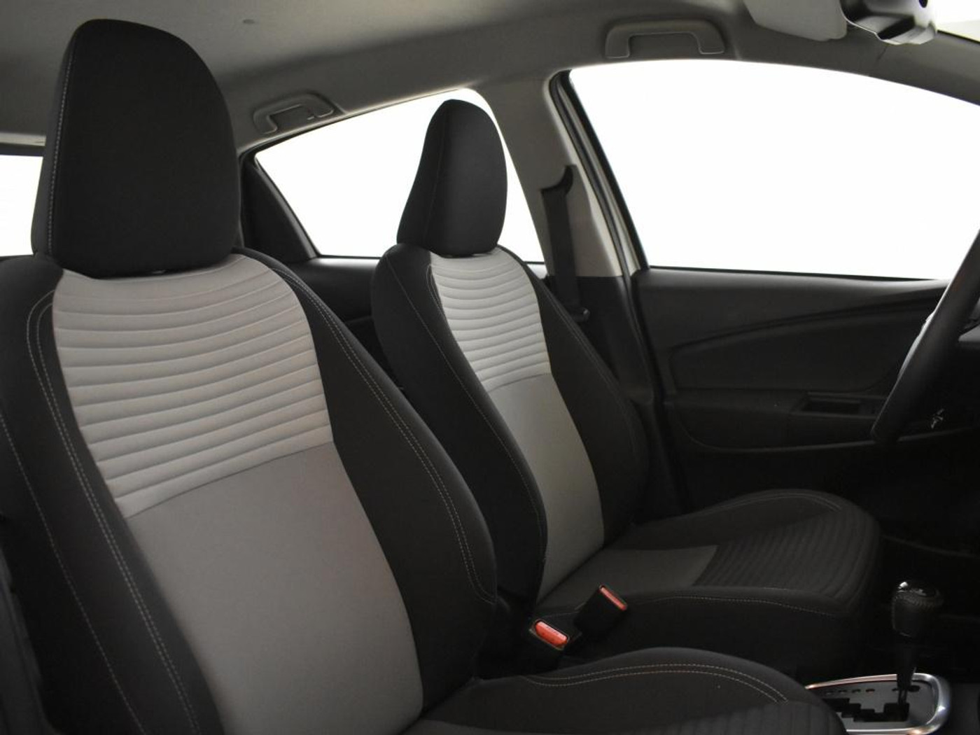 Foto van Toyota Toyota Yaris Hybrid