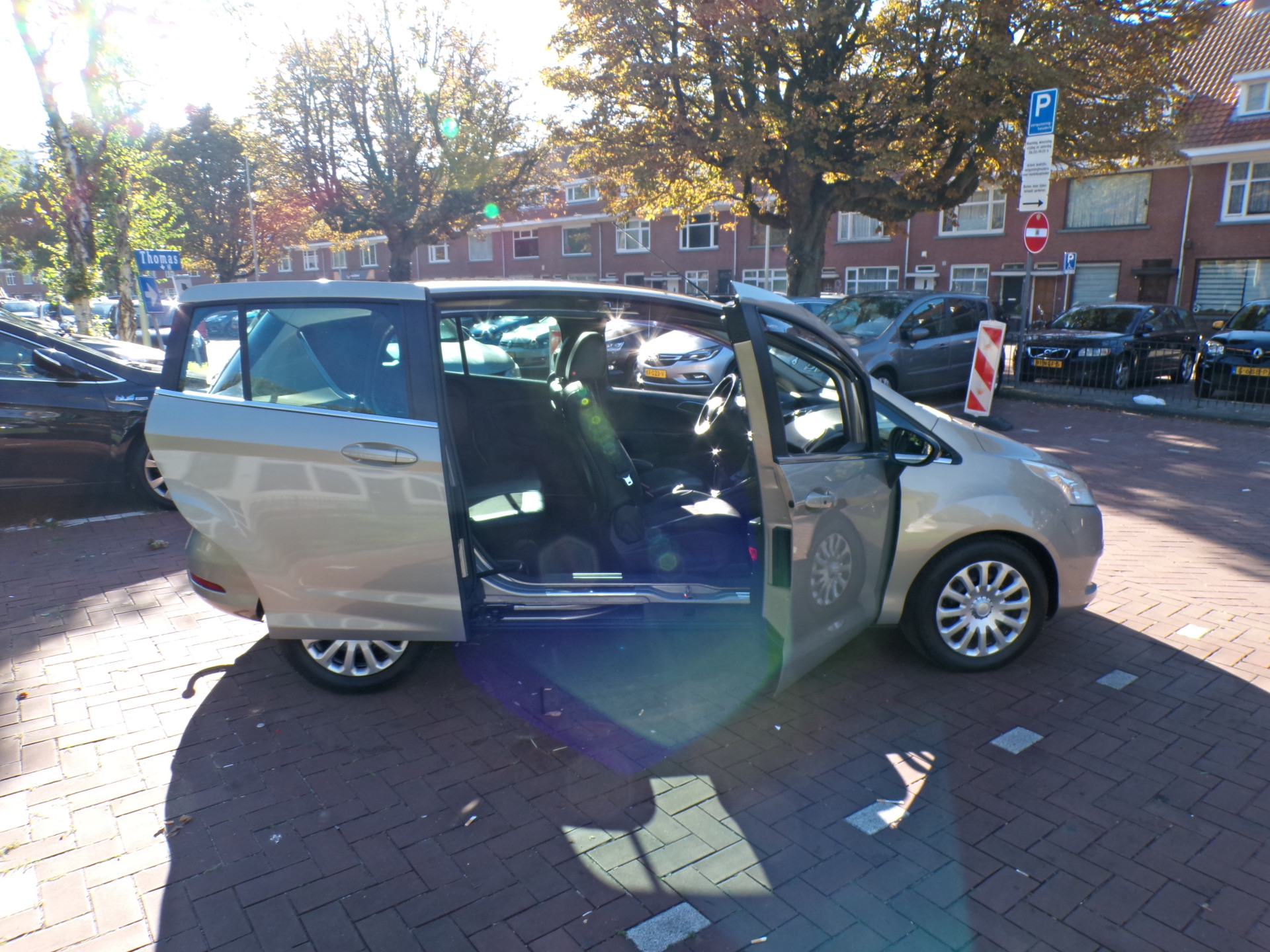 Foto van Ford B-max