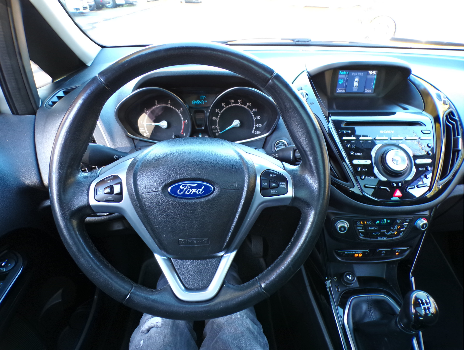Foto van Ford B-max