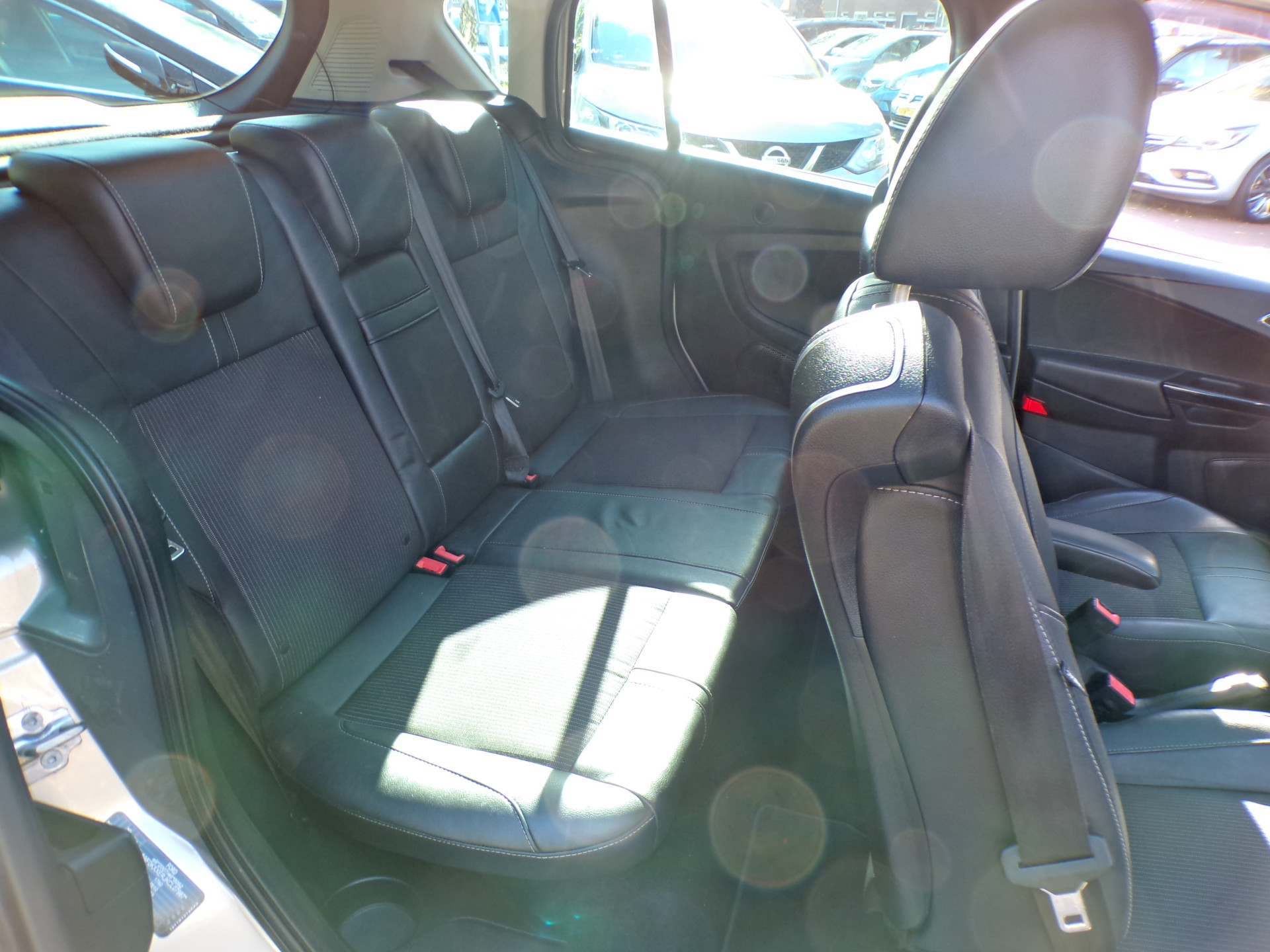 Foto van Ford B-max