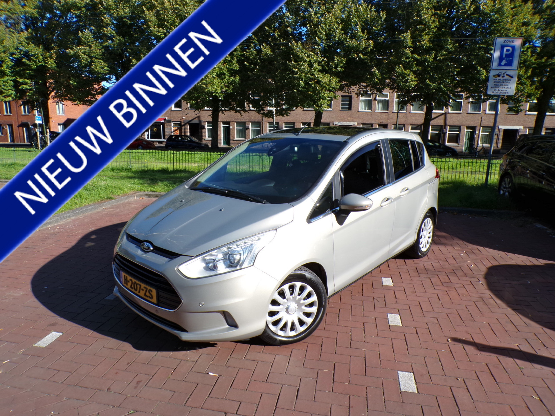 Ford B-max 1.0 EcoBoost Titanium First Edition 2012 - voorkant