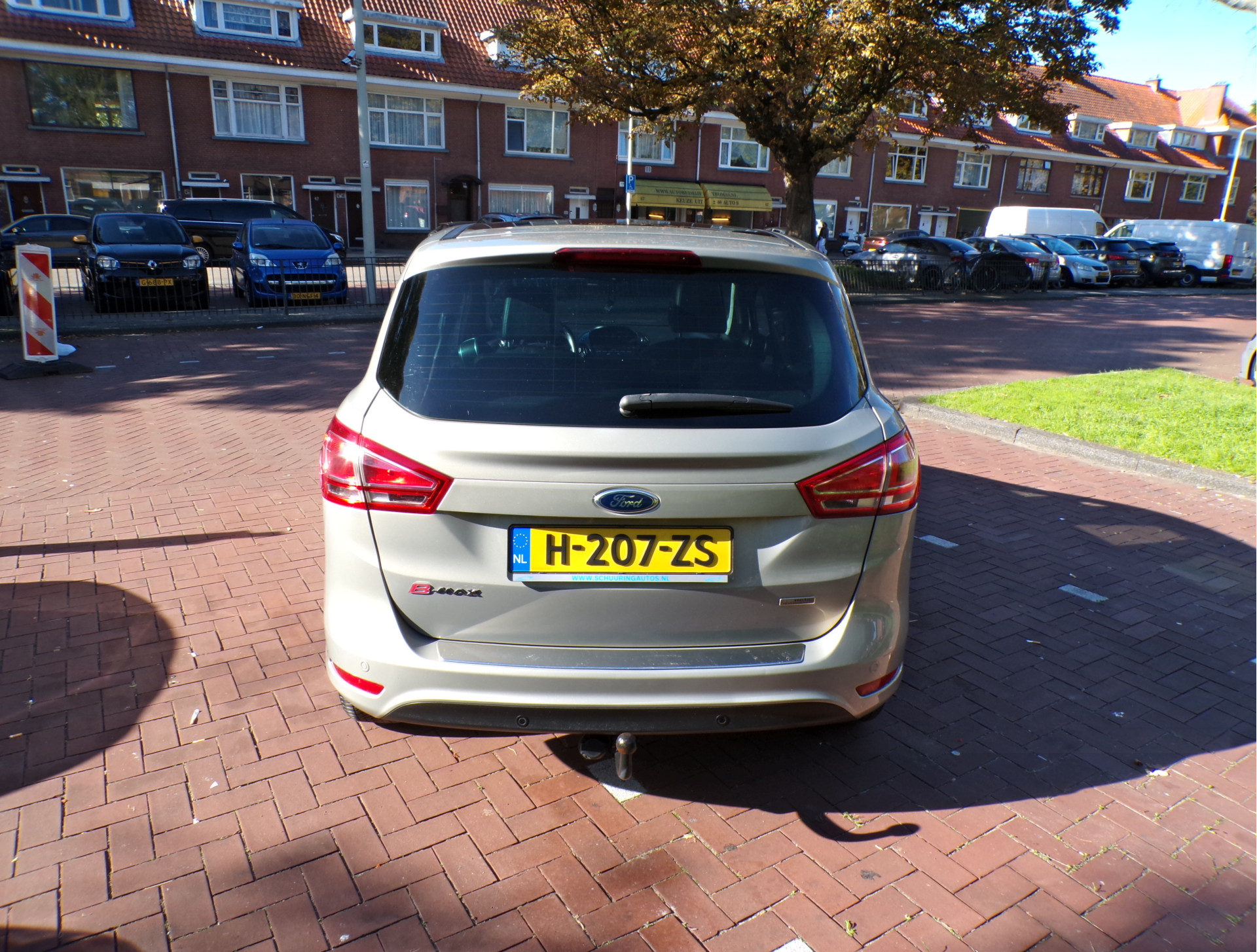 Foto van Ford B-max