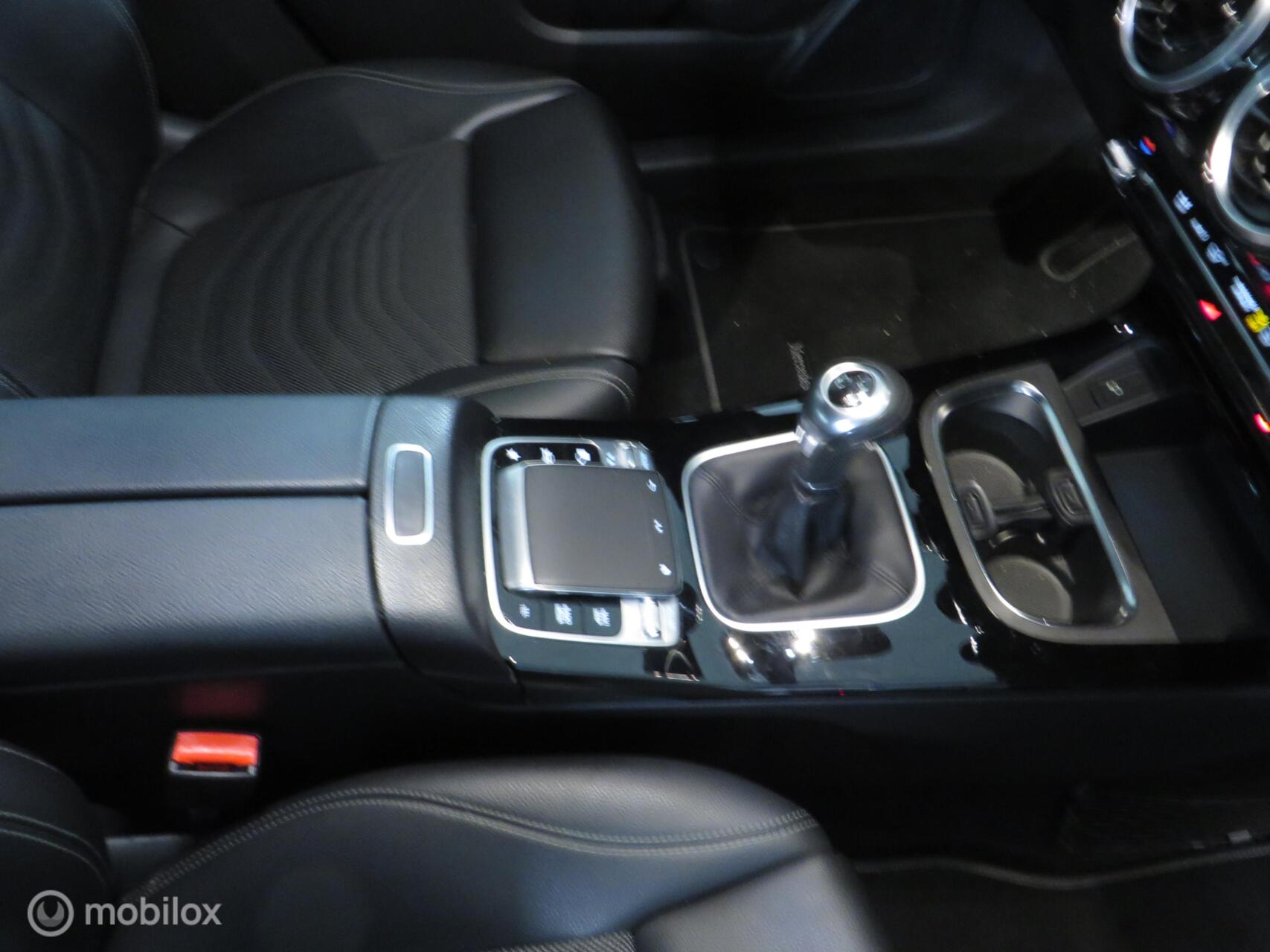 Foto van Mercedes-Benz B 160
