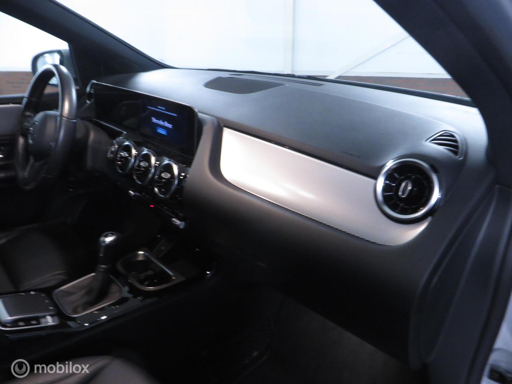 Foto van Mercedes-Benz B 160