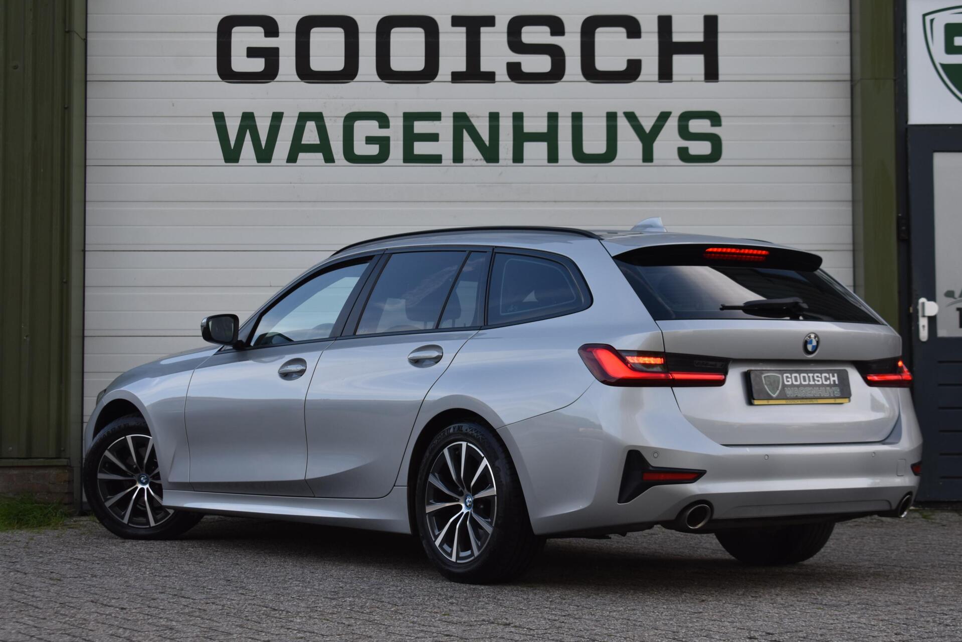 Foto van BMW 320i