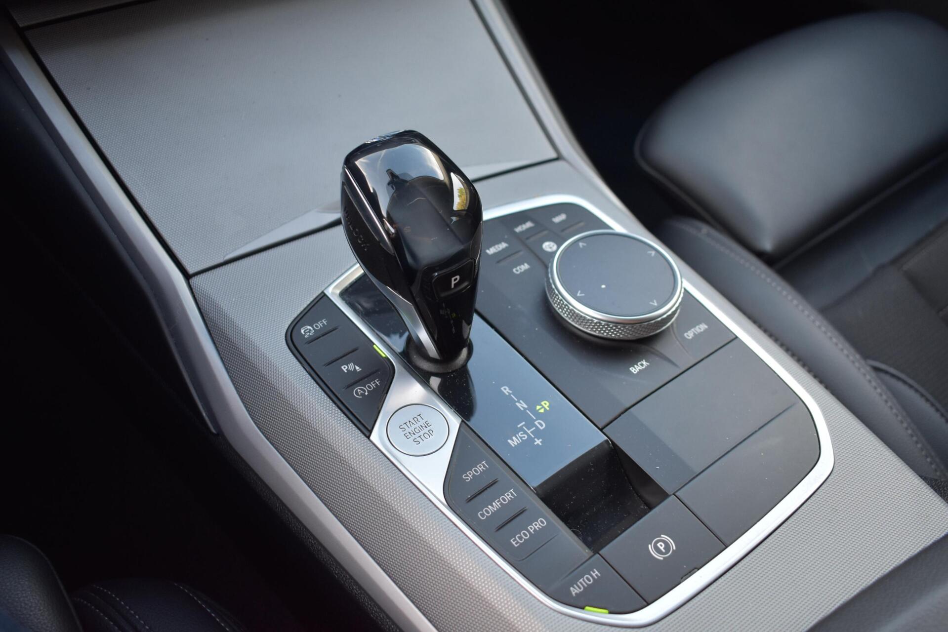 Foto van BMW 320i
