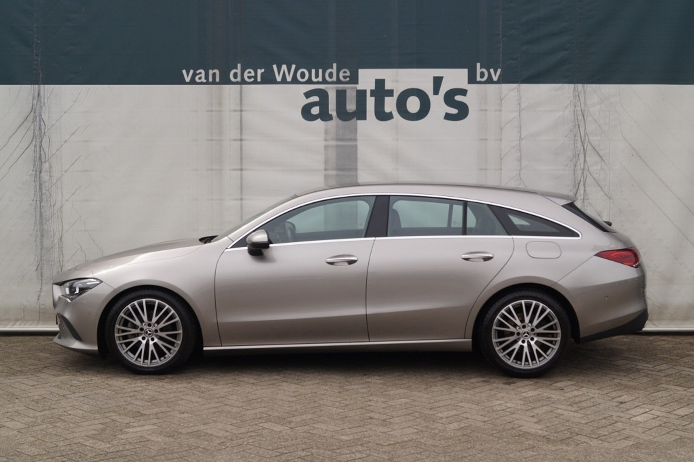 Mercedes-Benz Cla 200 Shooting Brake 200 163pk Business Solution Pro -LEER- 2020 - voorkant