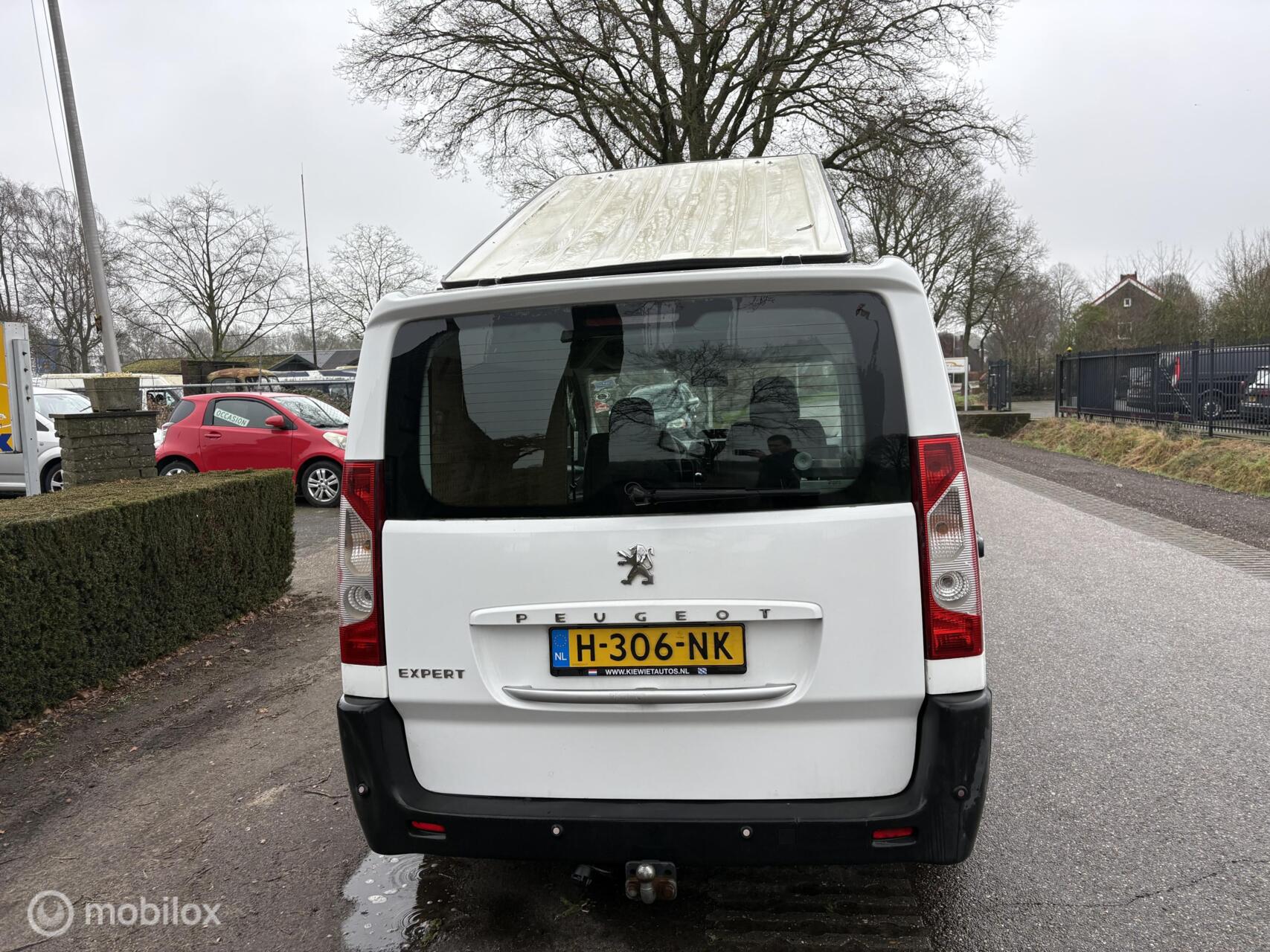 Foto van Peugeot Expert 227 1.6hdi 16v-90