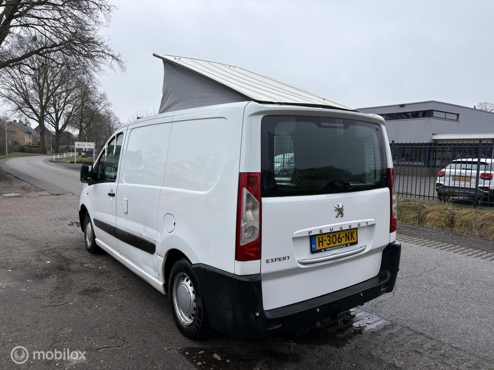 Foto van Peugeot Expert 227 1.6hdi 16v-90
