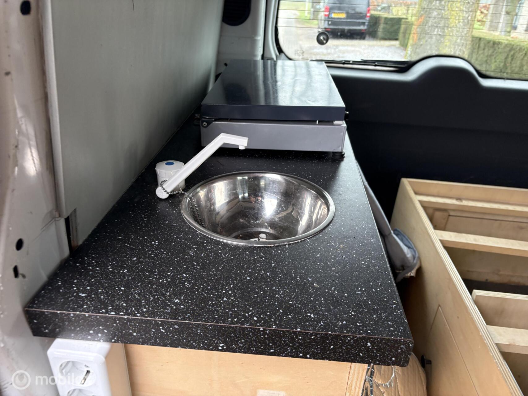Foto van Peugeot Expert 227 1.6hdi 16v-90