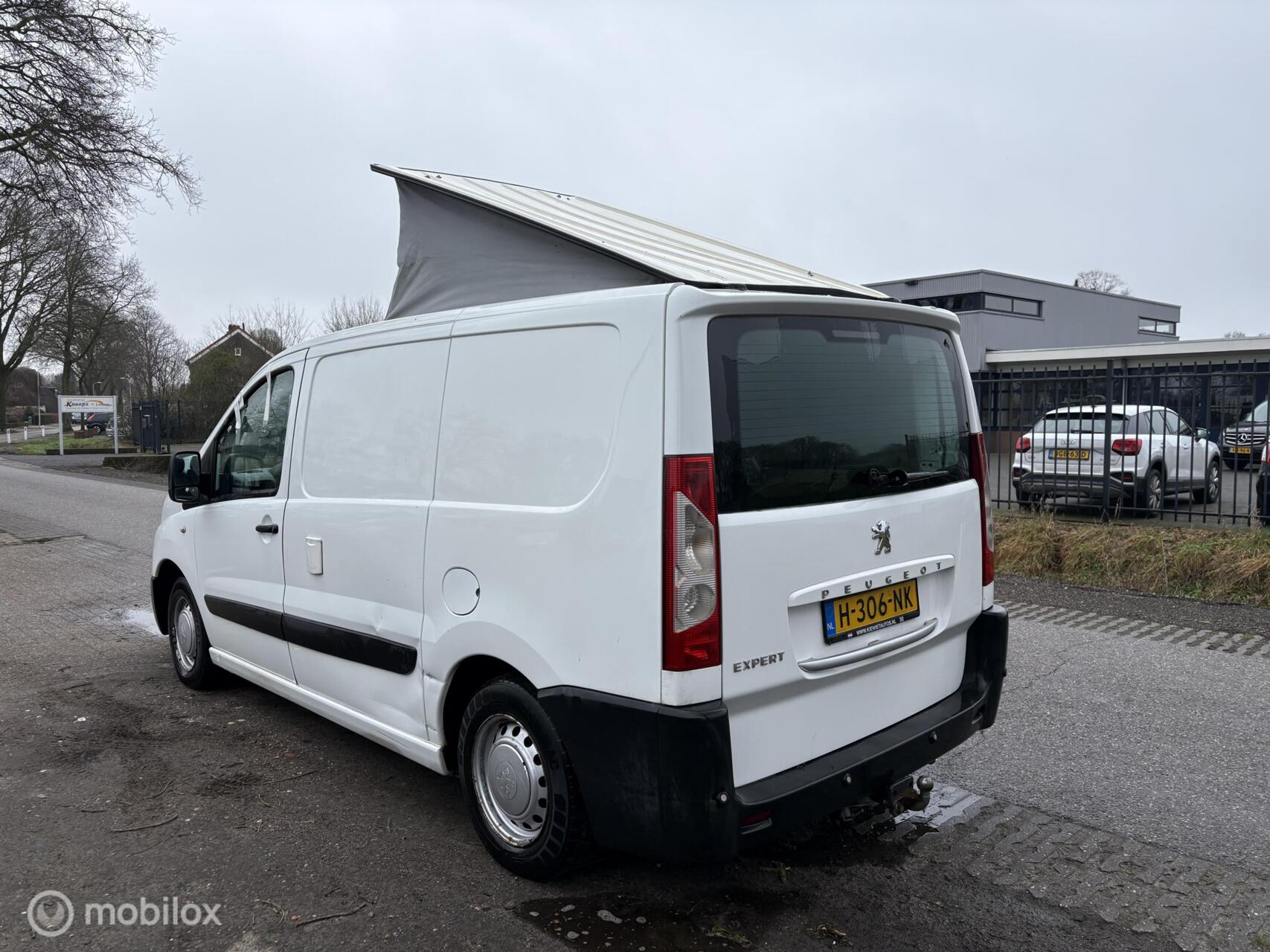 Foto van Peugeot Expert 227 1.6hdi 16v-90