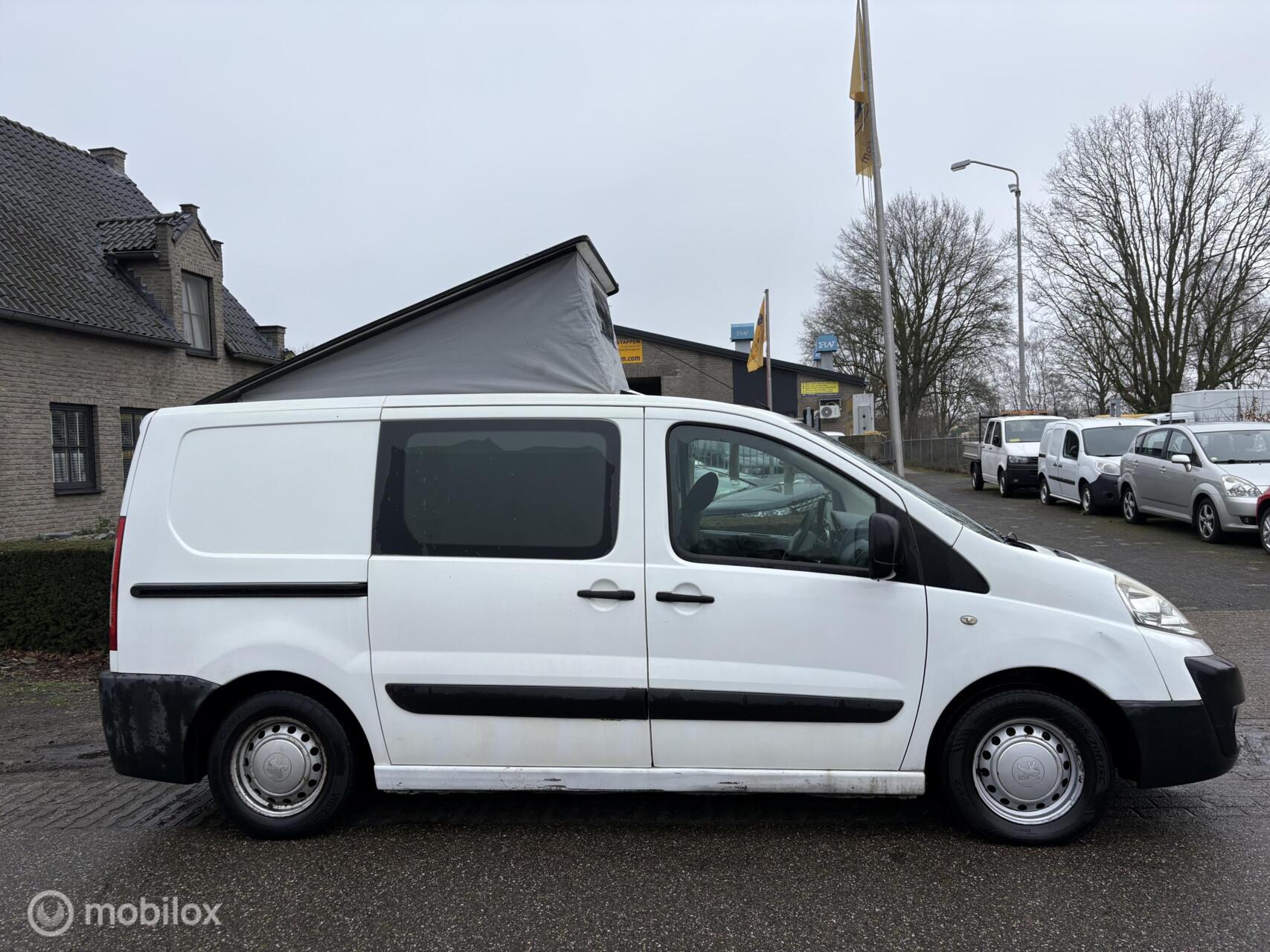 Foto van Peugeot Expert 227 1.6hdi 16v-90