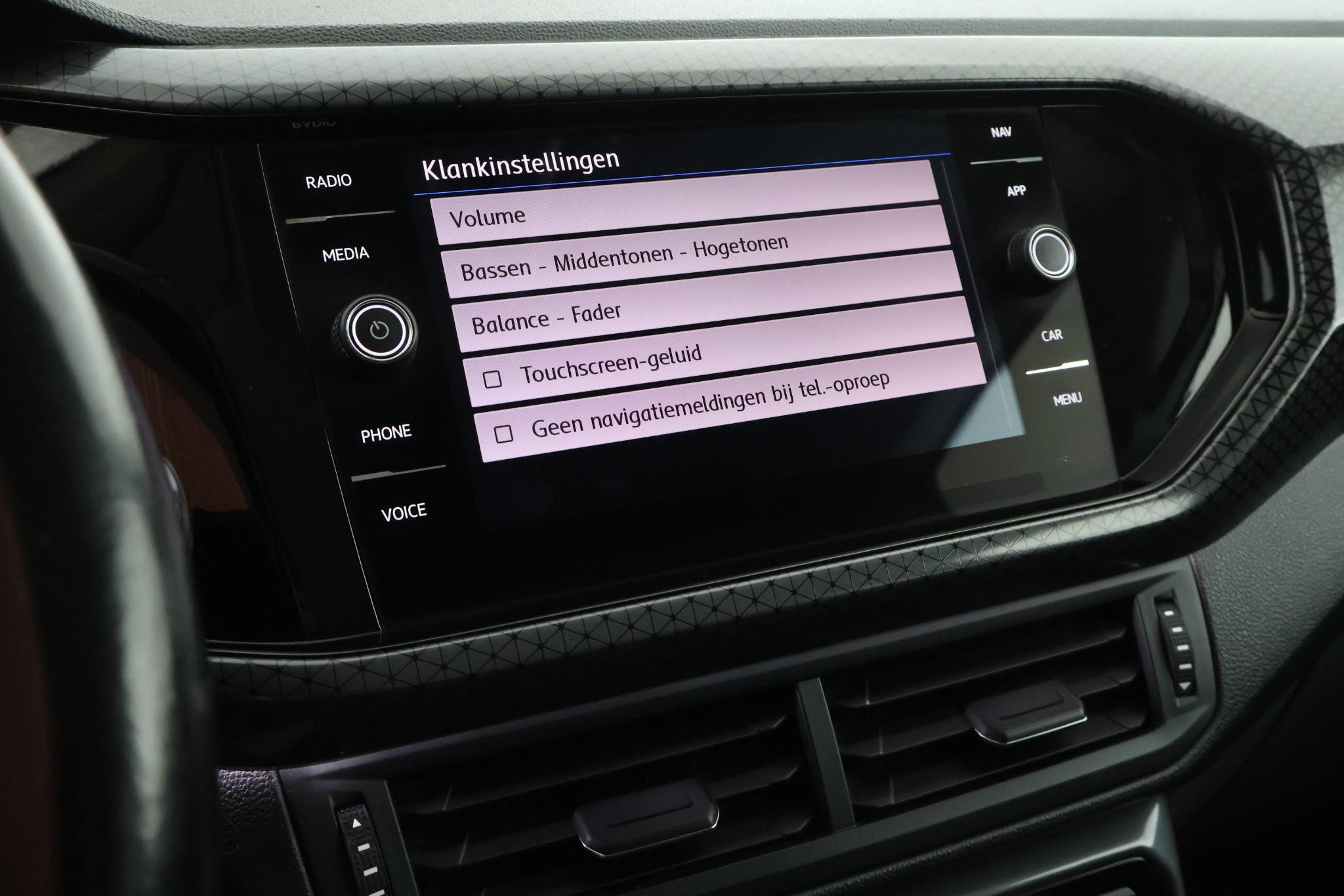 Foto van Volkswagen T-cross
