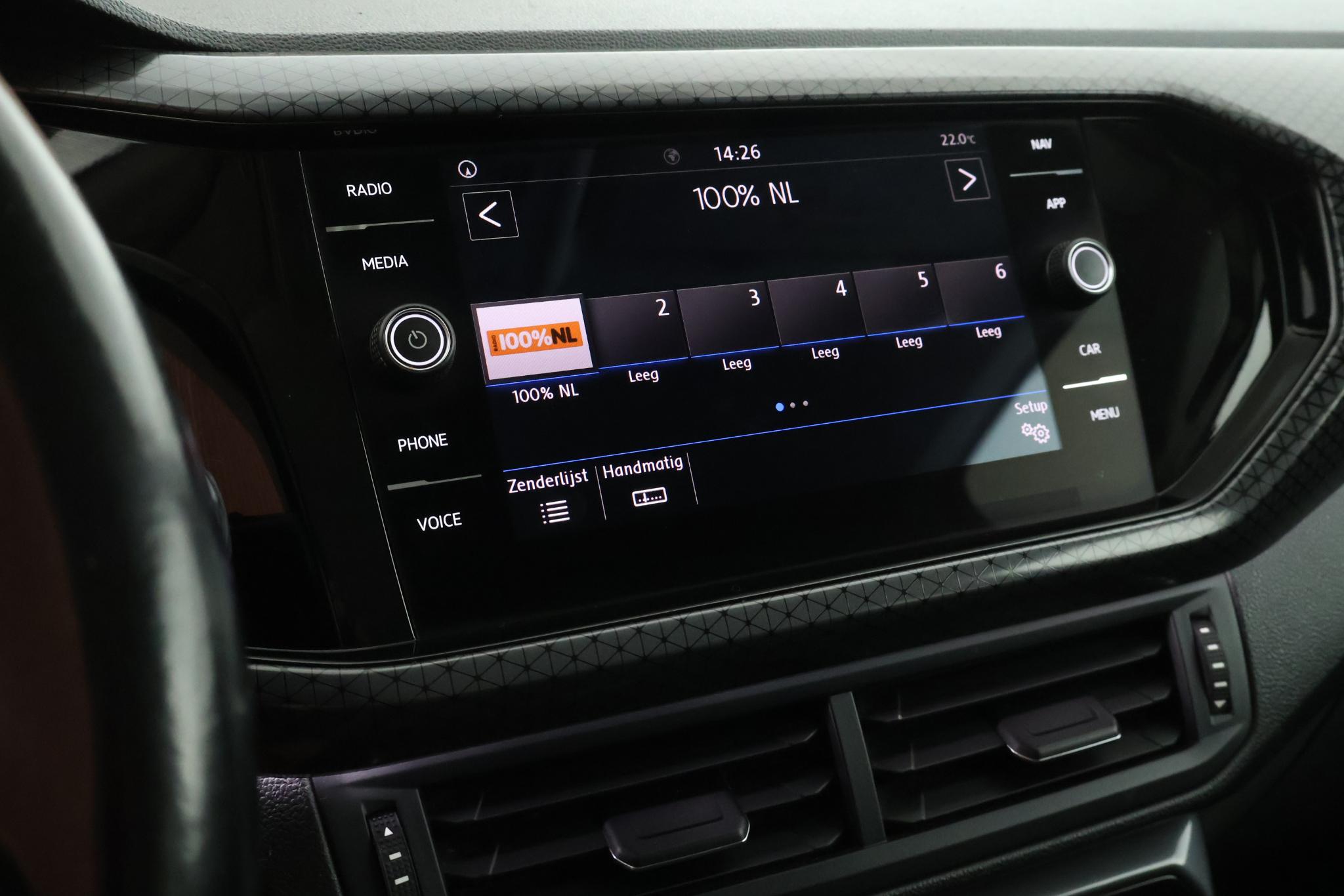 Foto van Volkswagen T-cross
