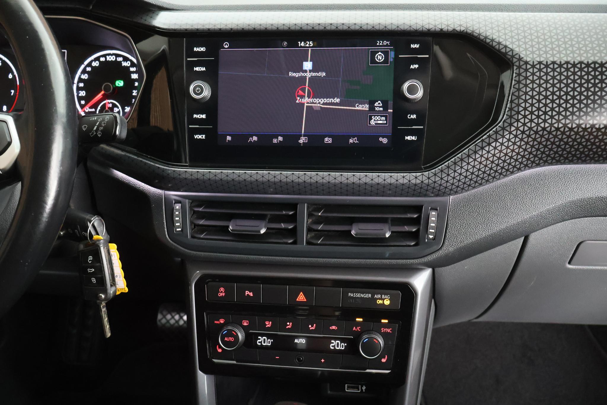 Foto van Volkswagen T-cross
