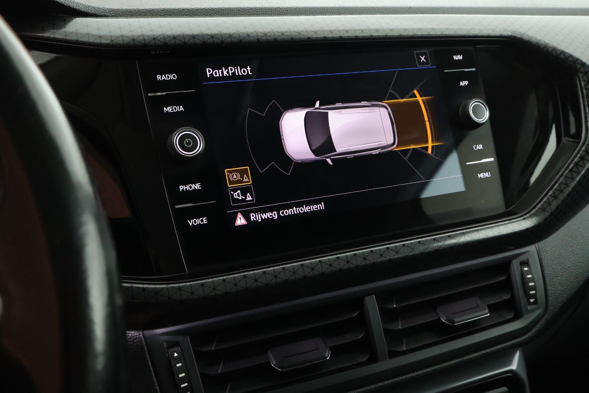 Foto van Volkswagen T-cross