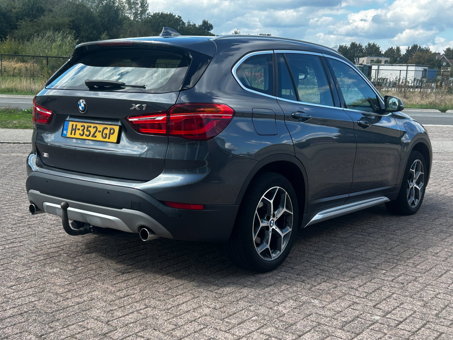 Foto van BMW X1 Xdrive20i