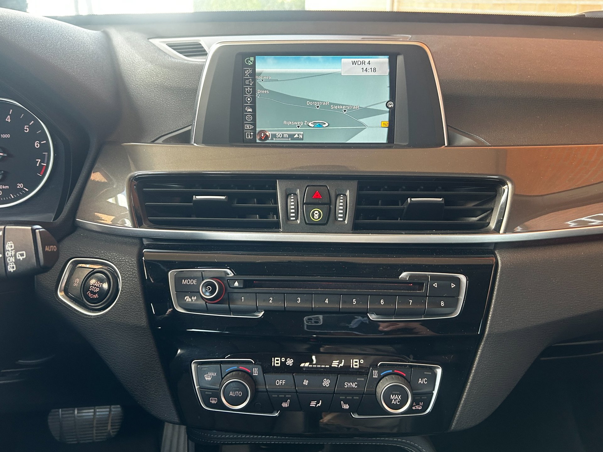 Foto van BMW X1 Xdrive20i