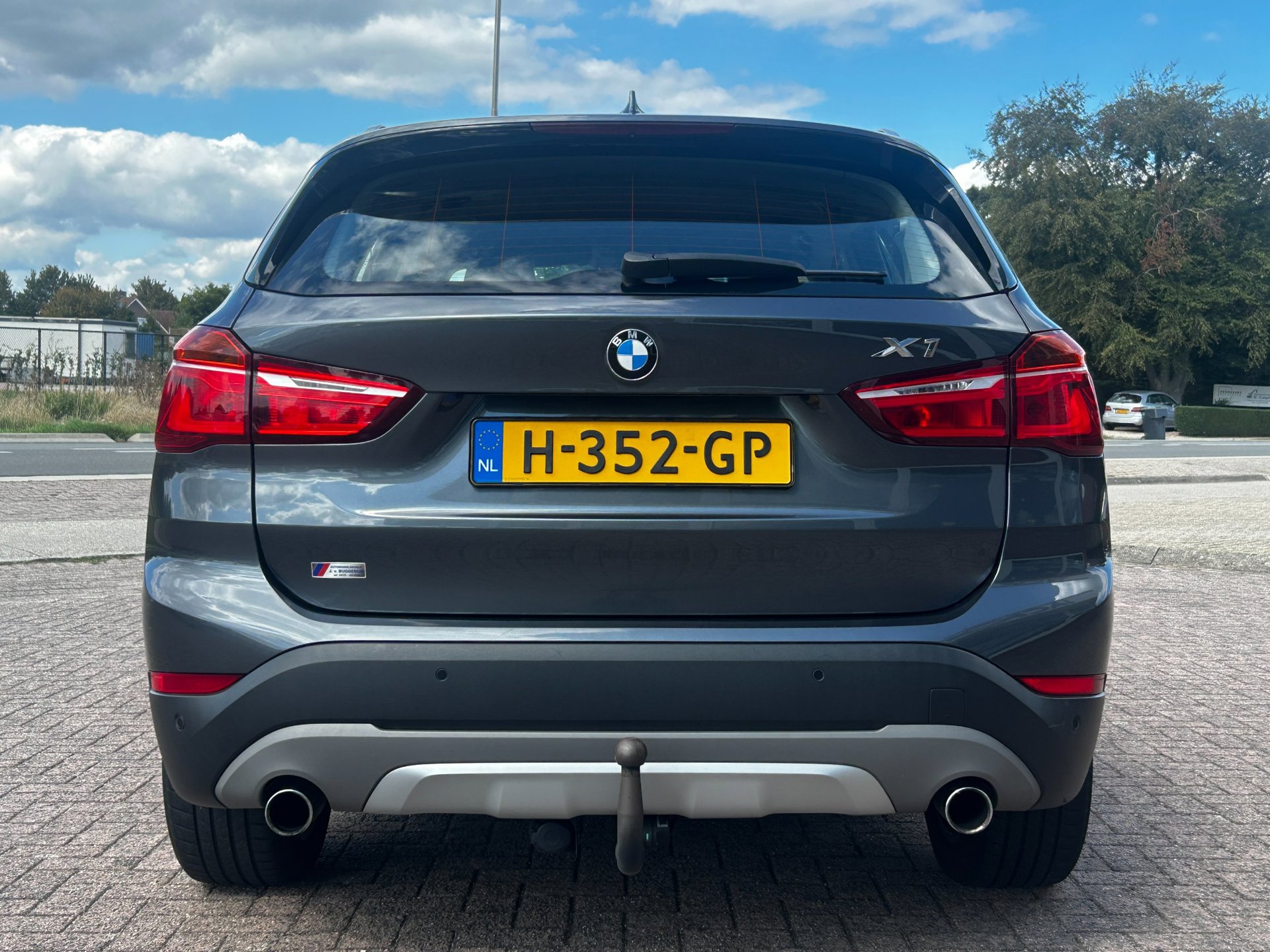 Foto van BMW X1 Xdrive20i