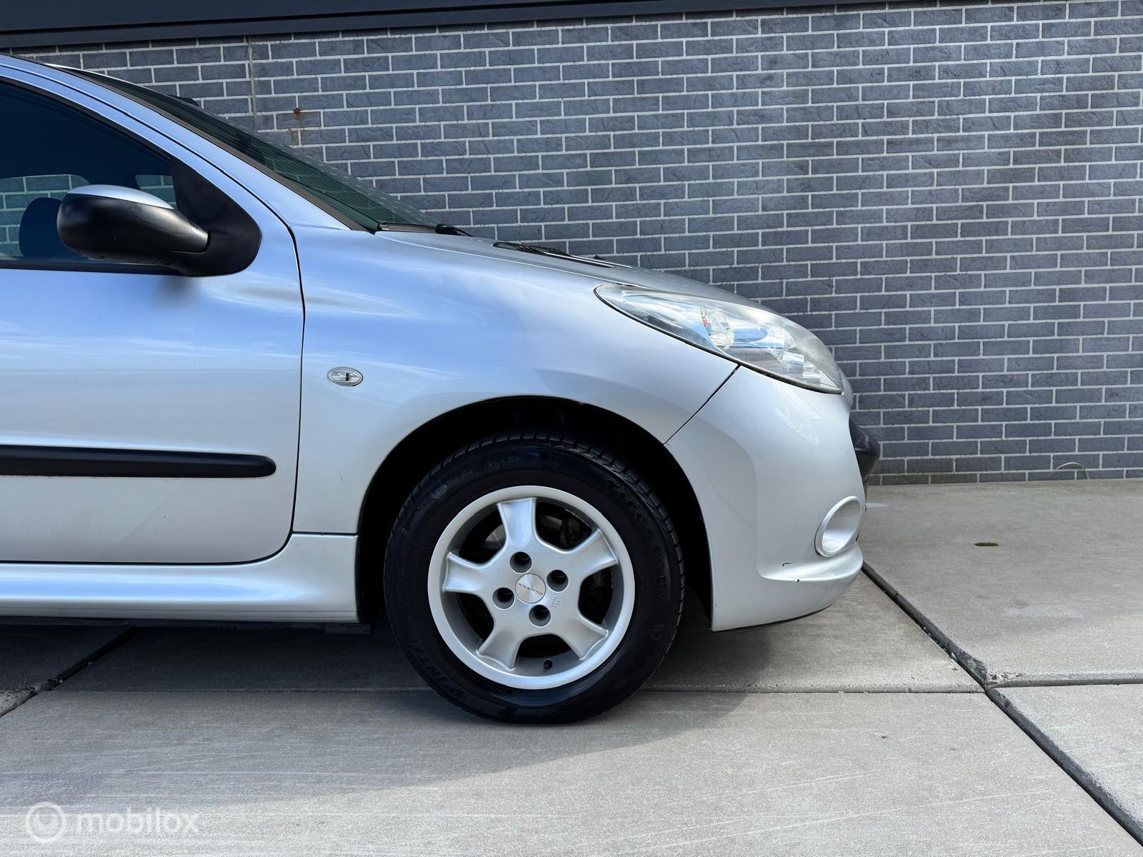 Foto van Peugeot 2*****