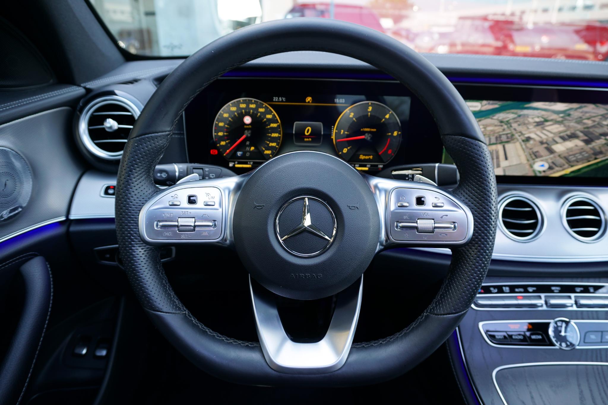 Foto van Mercedes-Benz E 400 D 4 Matic