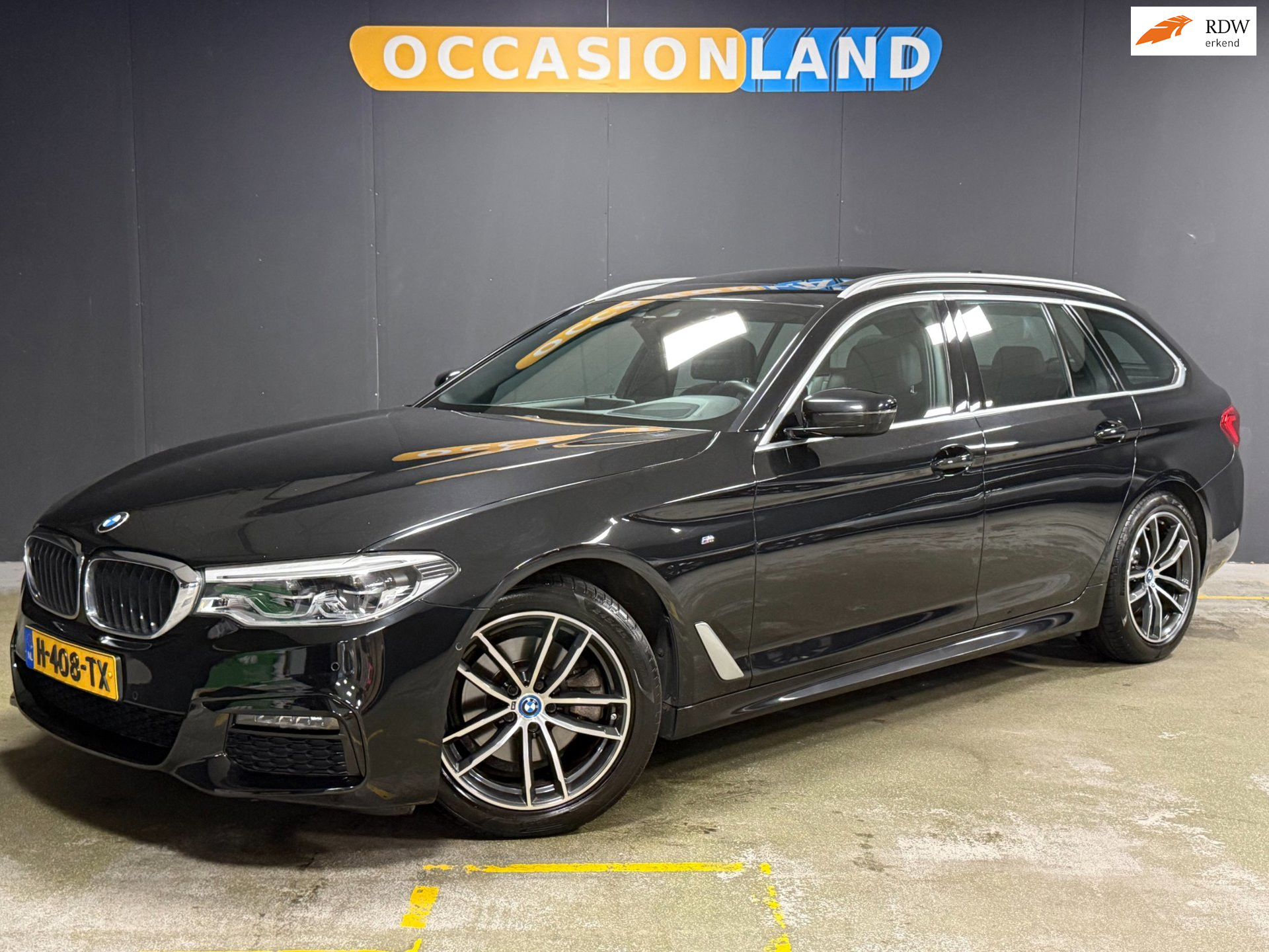 BMW 520i 520i High Executive Edition M |PANO|HUD|LEDER+MEMORY|CARPLAY 2020 - voorkant