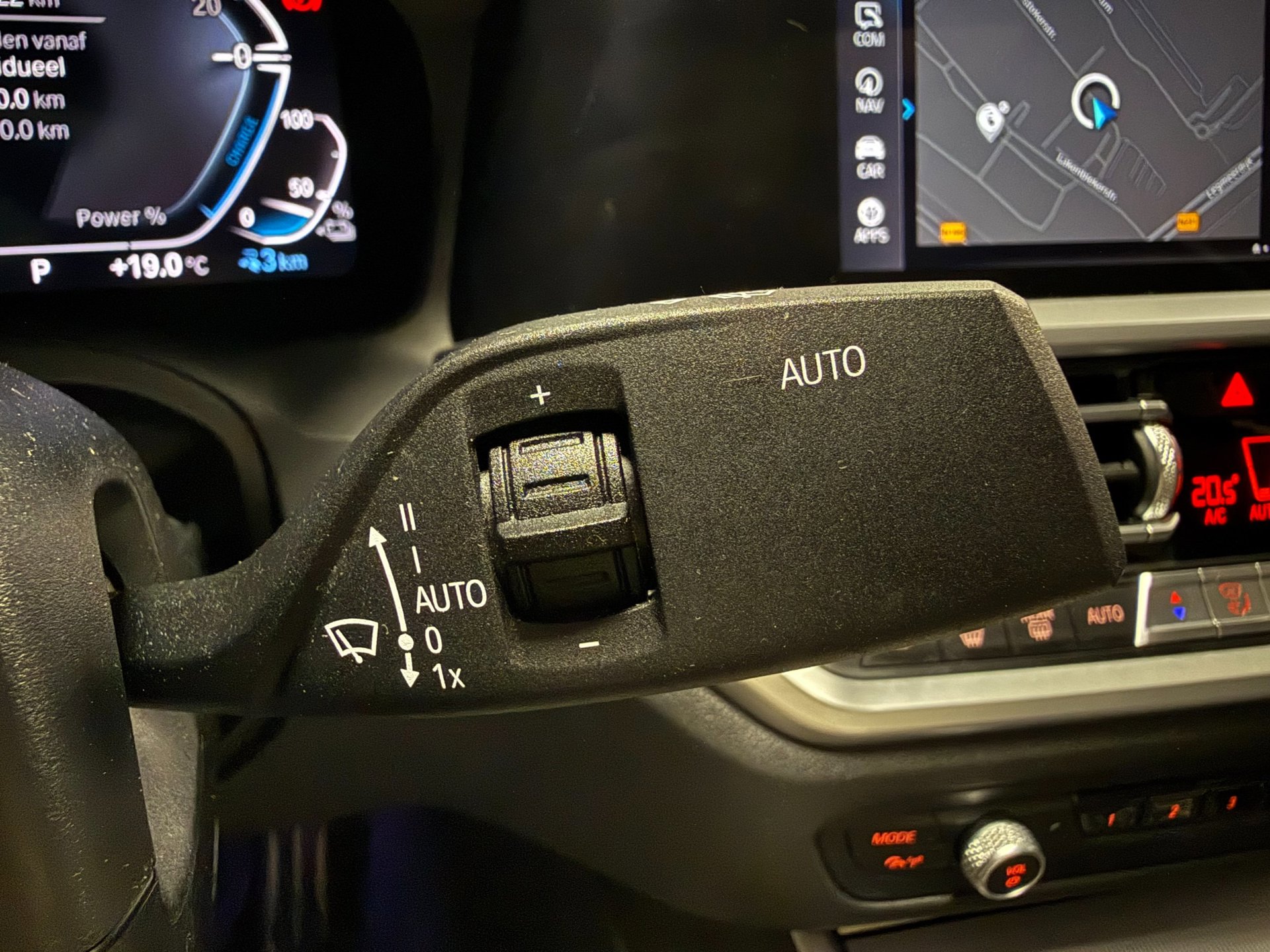 Foto van BMW 330e