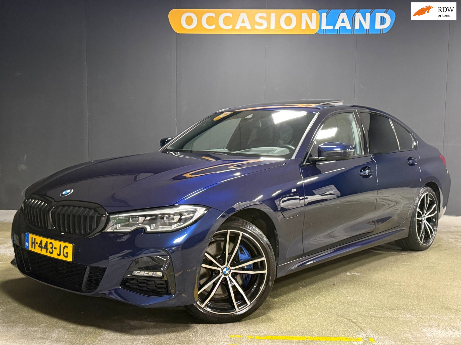 BMW 330e 330e eDrive Edition M-Sport|KANTELDAK|SFEER|HUD|CARPLAY|PDC|LED|CRUISE|LEDER|STOELV|CAMERA|BLUETOOTH|19INCH| 2020 - voorkant