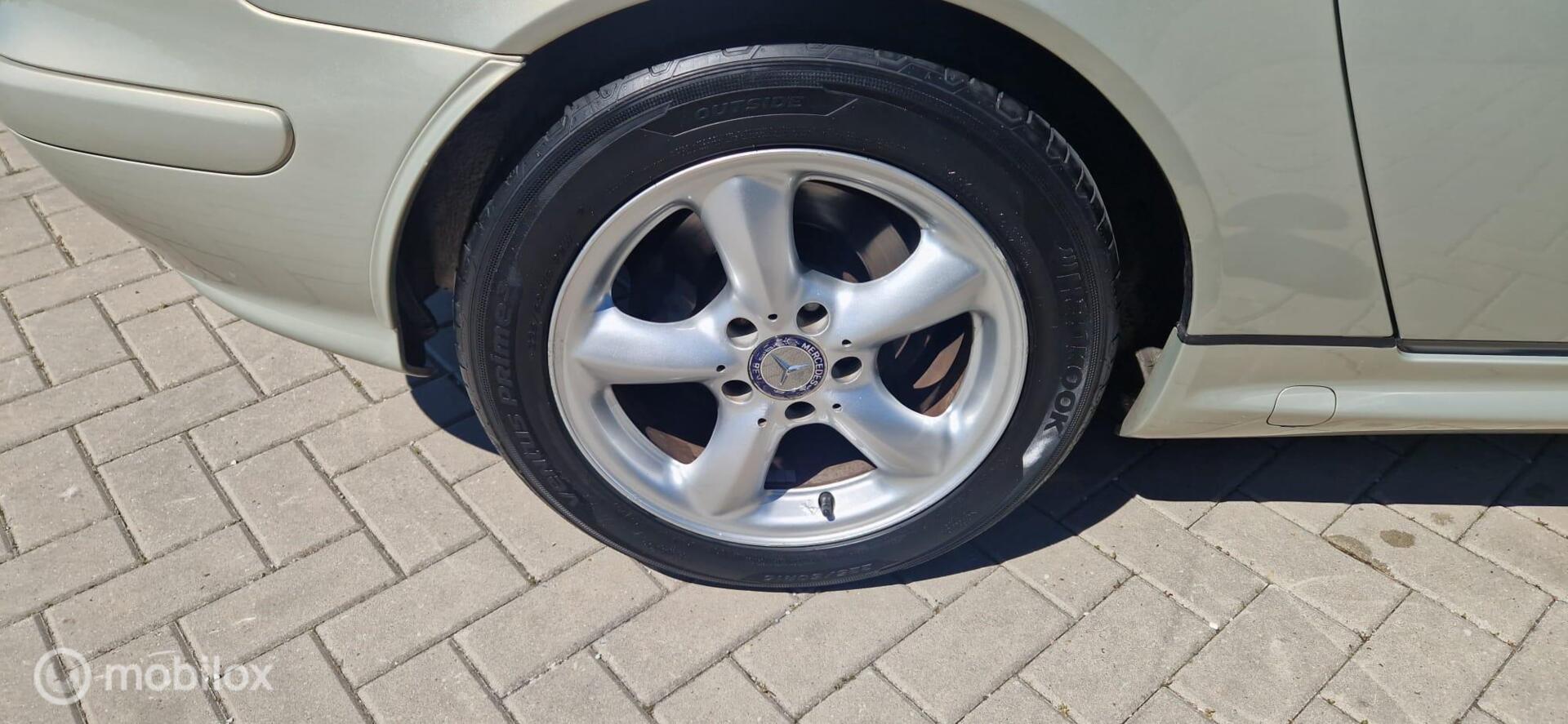 Foto van Mercedes-Benz SLK 200 Kompressor