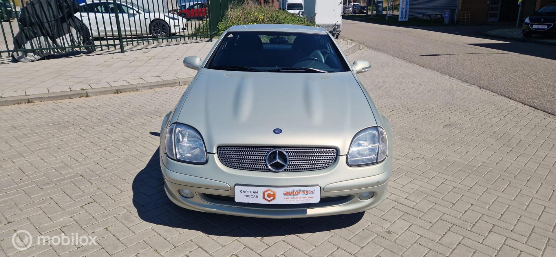 Foto van Mercedes-Benz SLK 200 Kompressor
