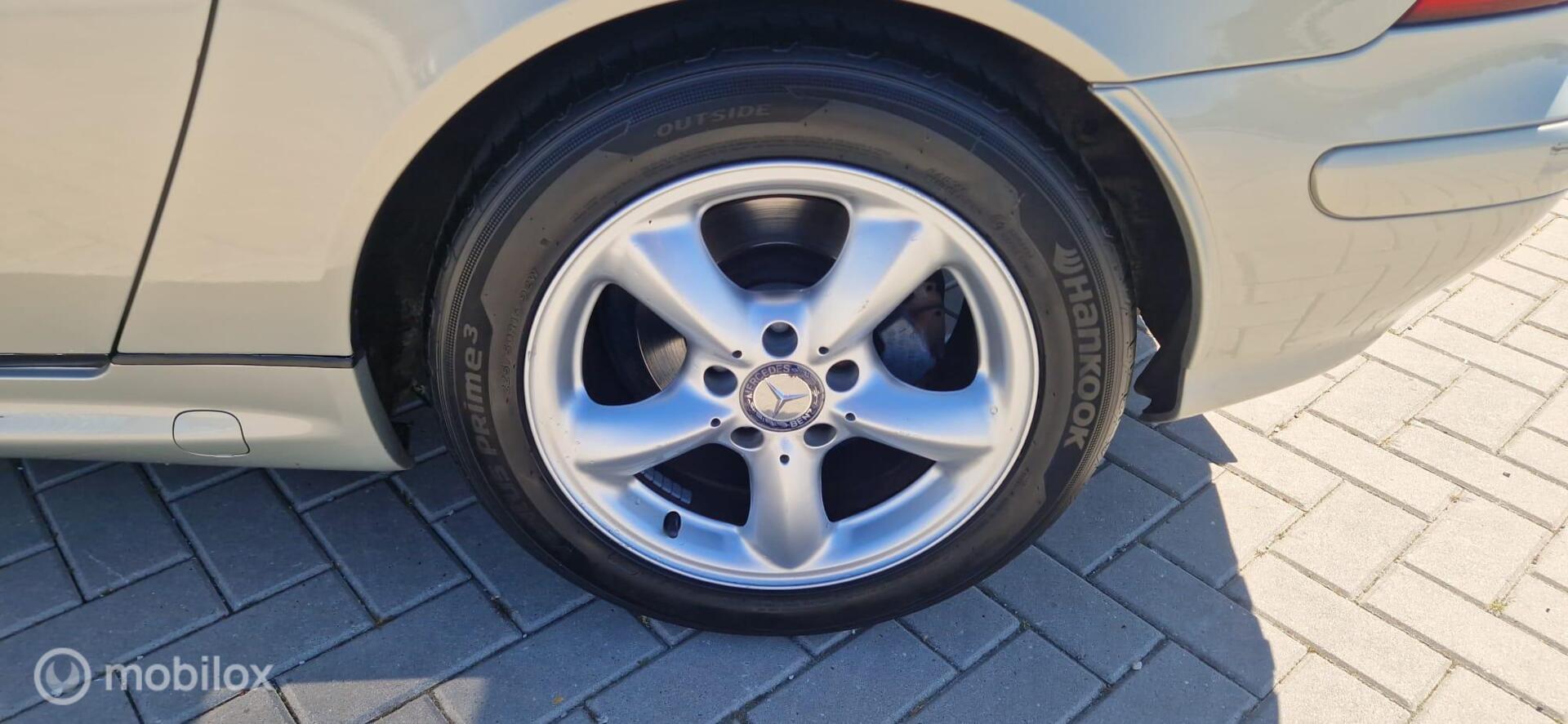 Foto van Mercedes-Benz SLK 200 Kompressor