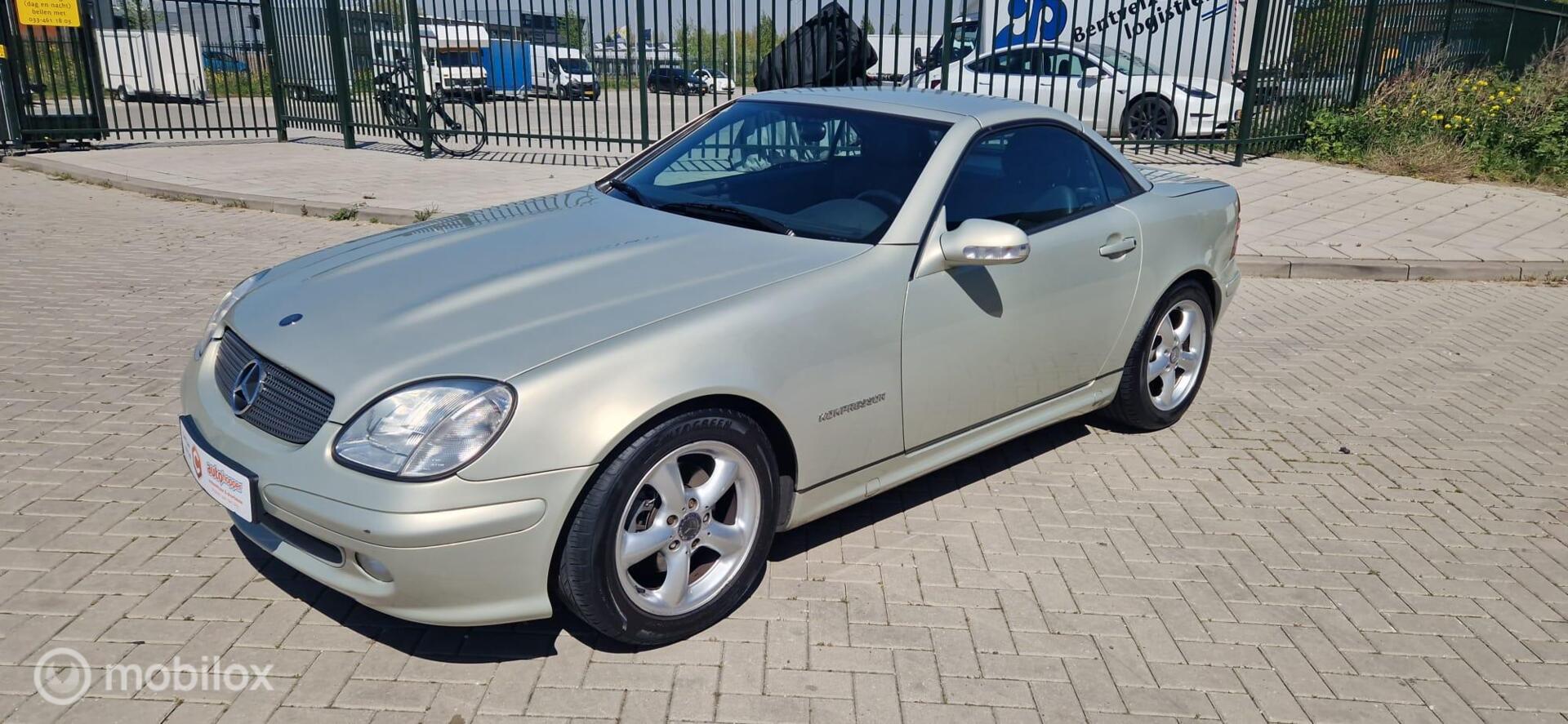 Foto van Mercedes-Benz SLK 200 Kompressor