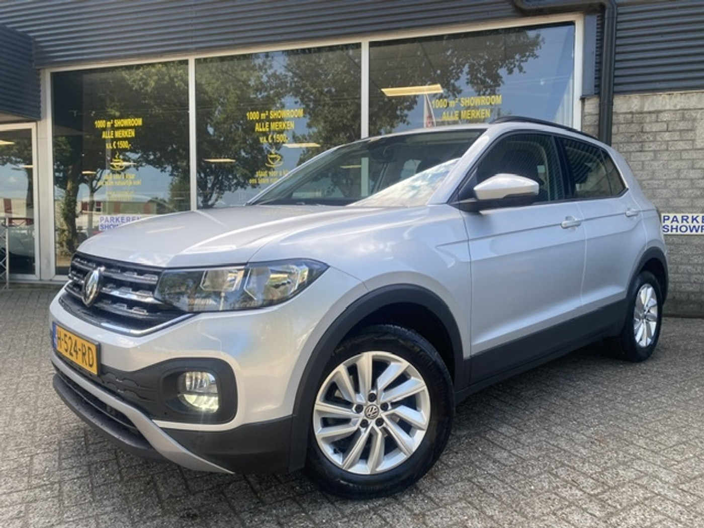 Volkswagen T-cross 1.0 TSI Life 2020 - voorkant