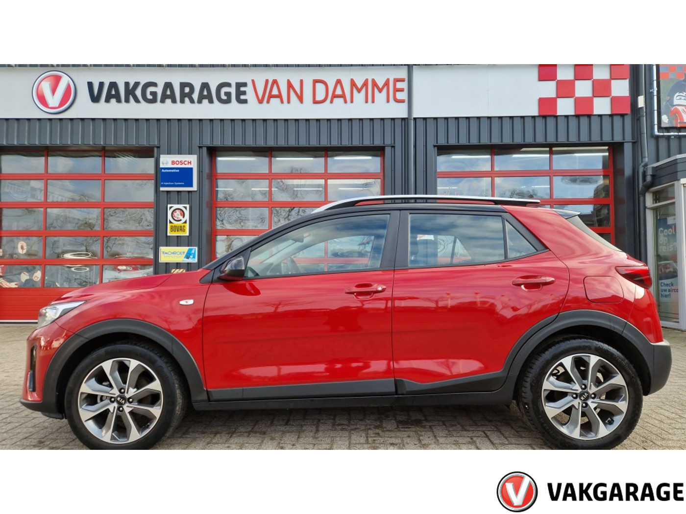 Kia Stonic 1.0 T-GDi DynamicLine 2020 - voorkant