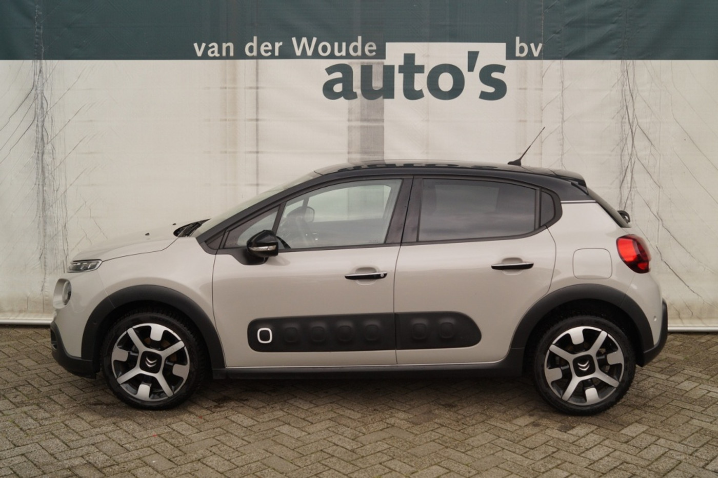Citroen C3 1.5 BlueHDi S&S Business -NAVI-ECC-PDC- 2020 - voorkant