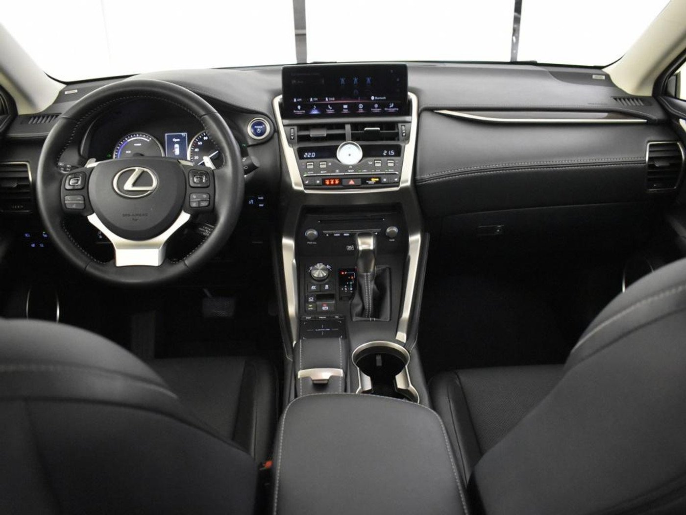 Foto van Lexus Lexus Nx300h