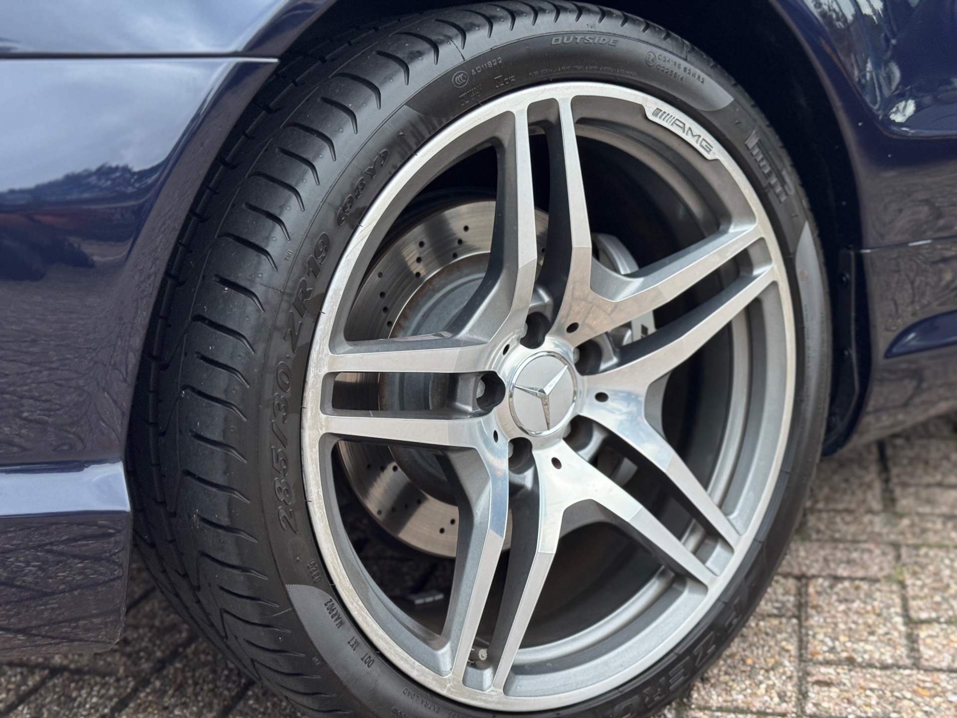 Foto van Mercedes-Benz SL 63 AMG