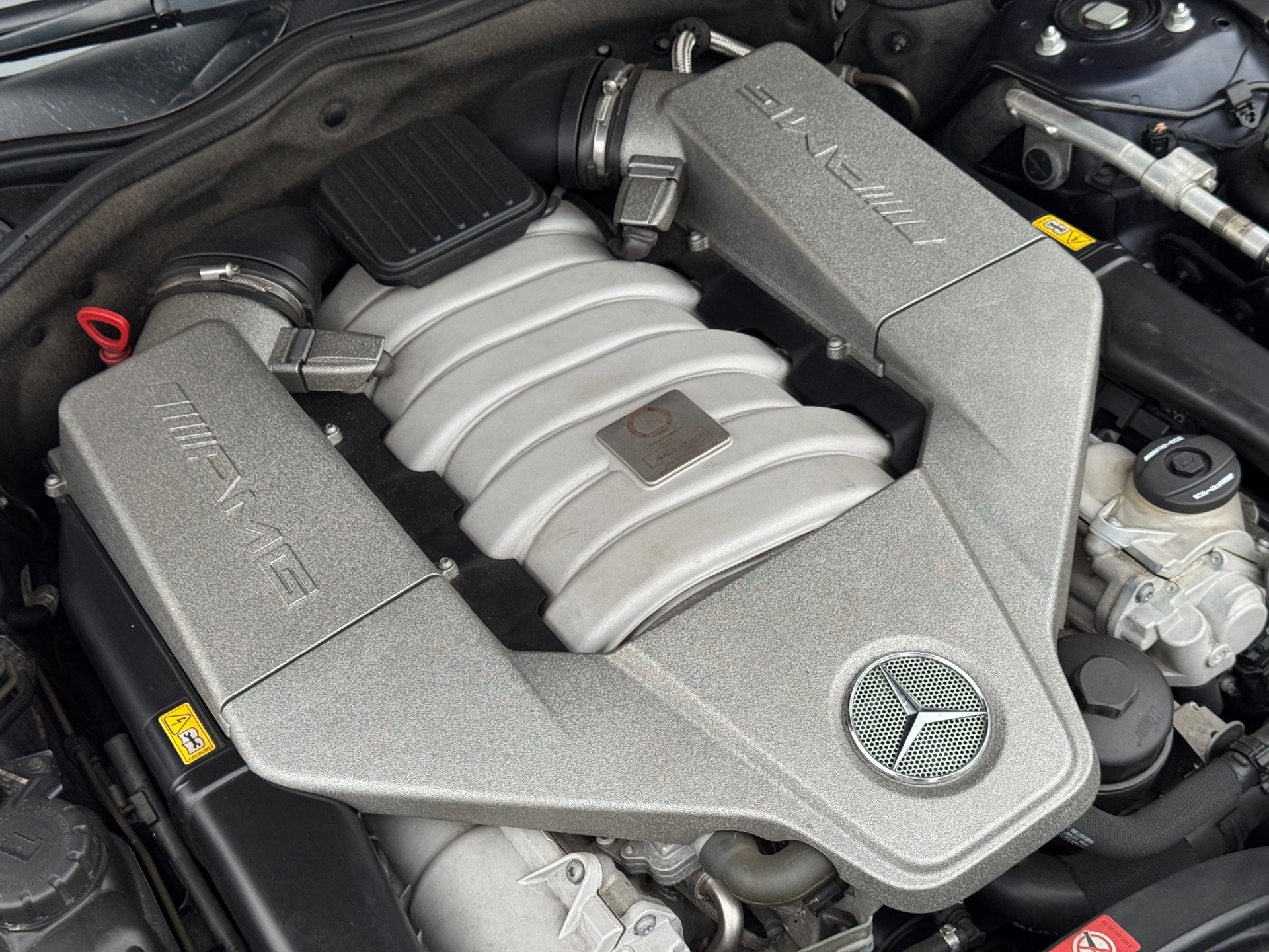 Foto van Mercedes-Benz SL 63 AMG