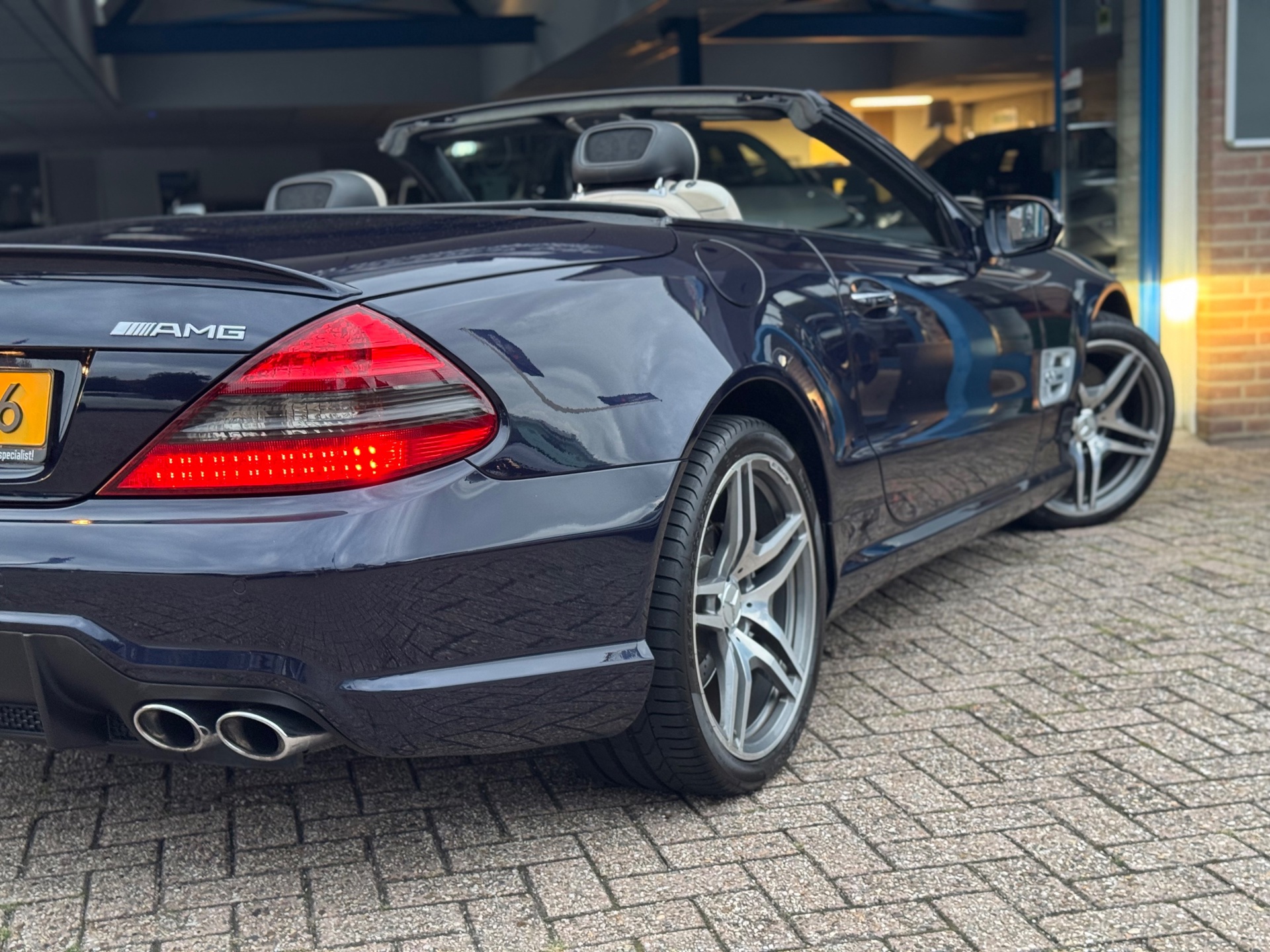 Foto van Mercedes-Benz SL 63 AMG