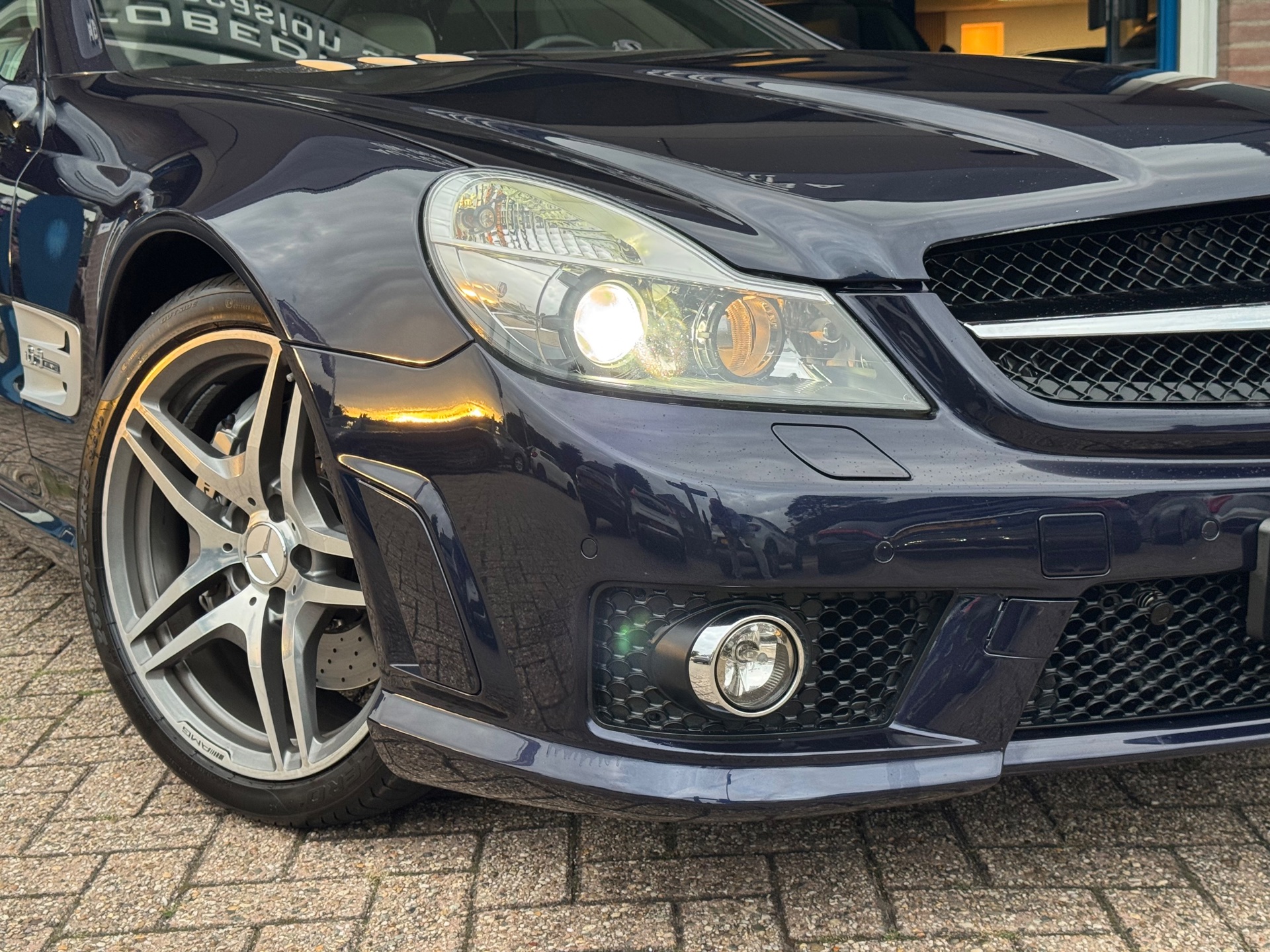 Foto van Mercedes-Benz SL 63 AMG