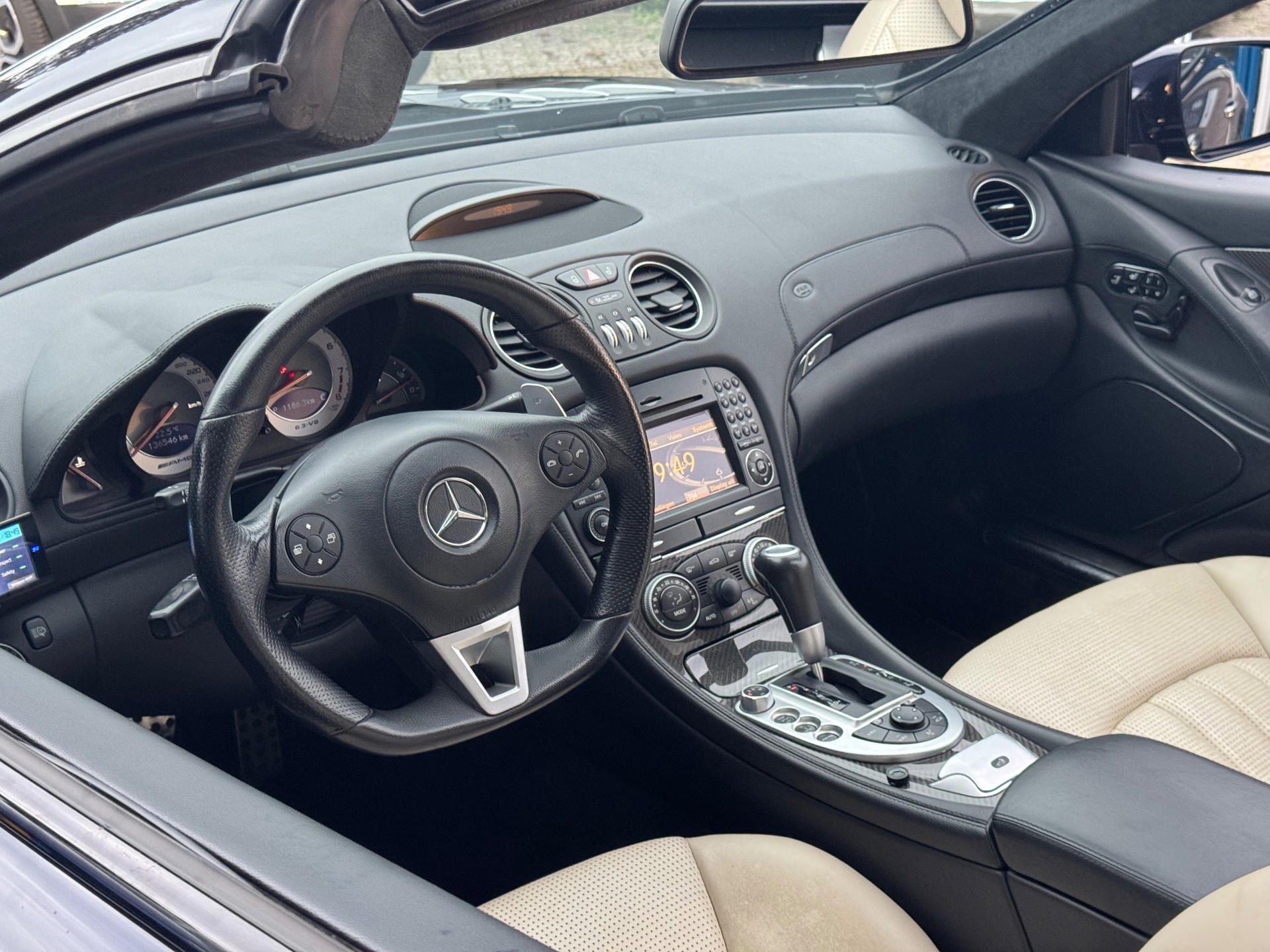 Foto van Mercedes-Benz SL 63 AMG