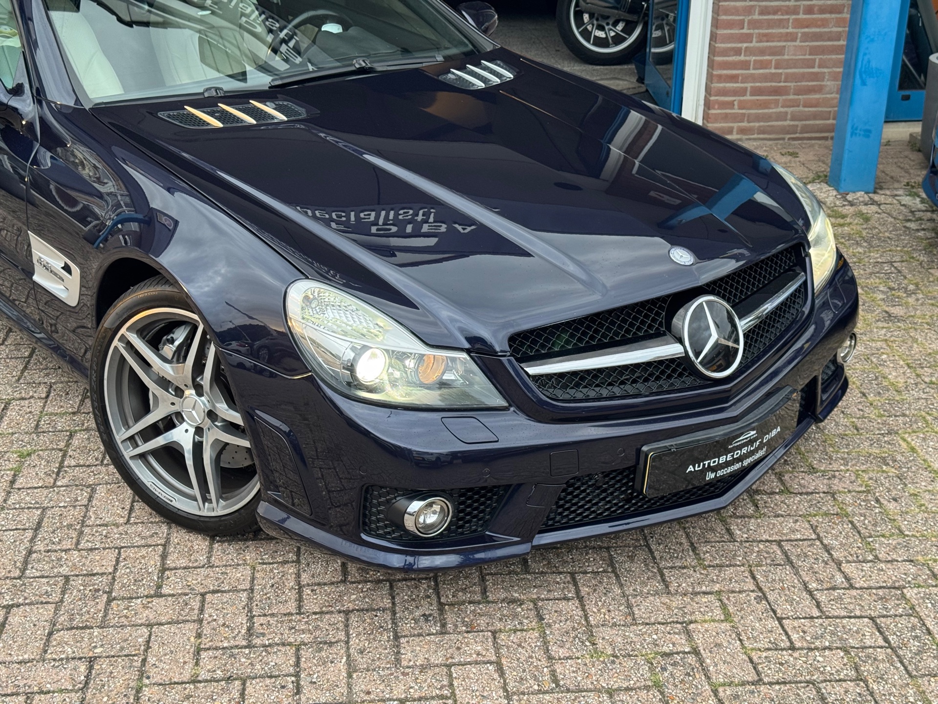 Foto van Mercedes-Benz SL 63 AMG
