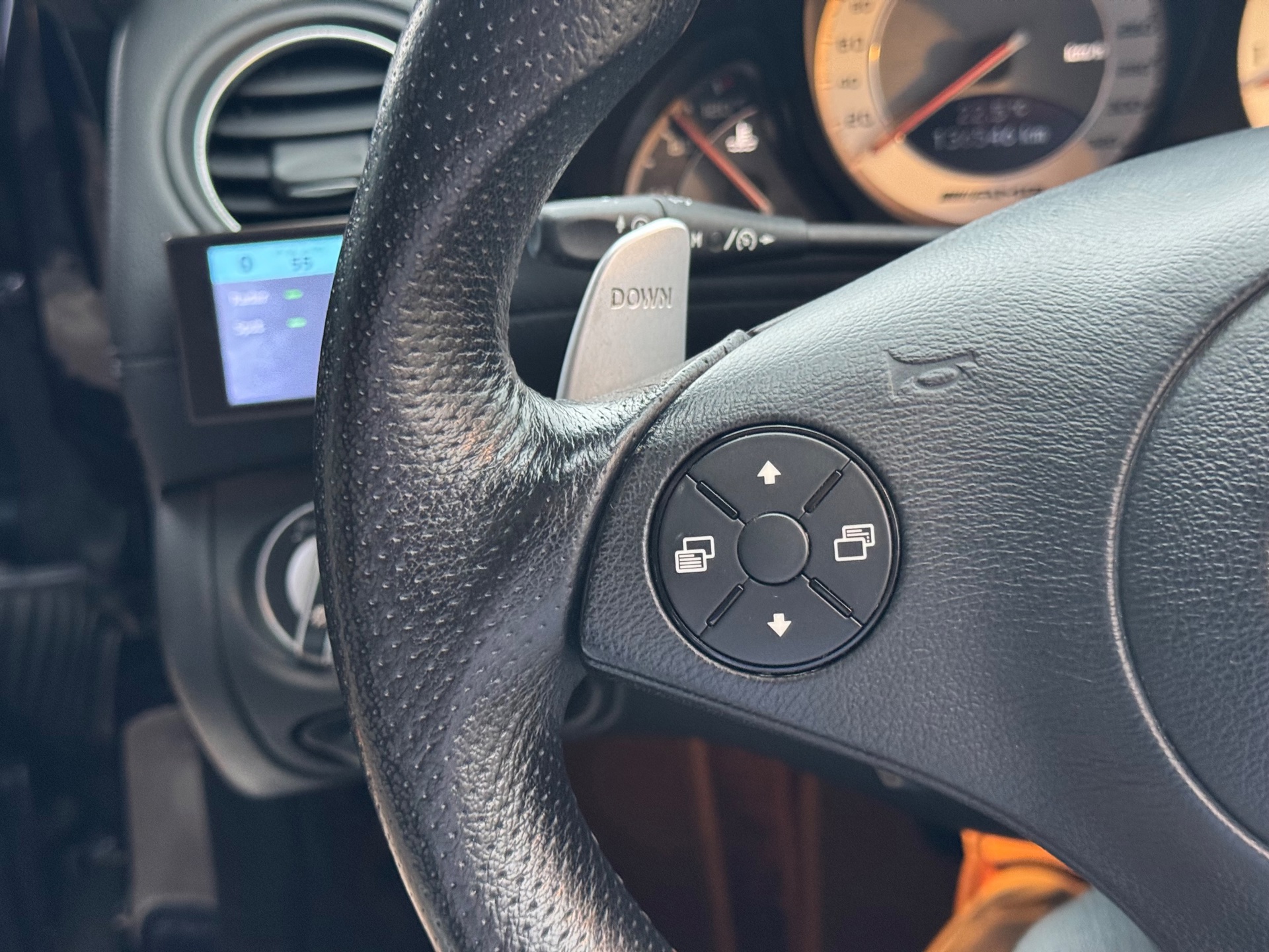 Foto van Mercedes-Benz SL 63 AMG