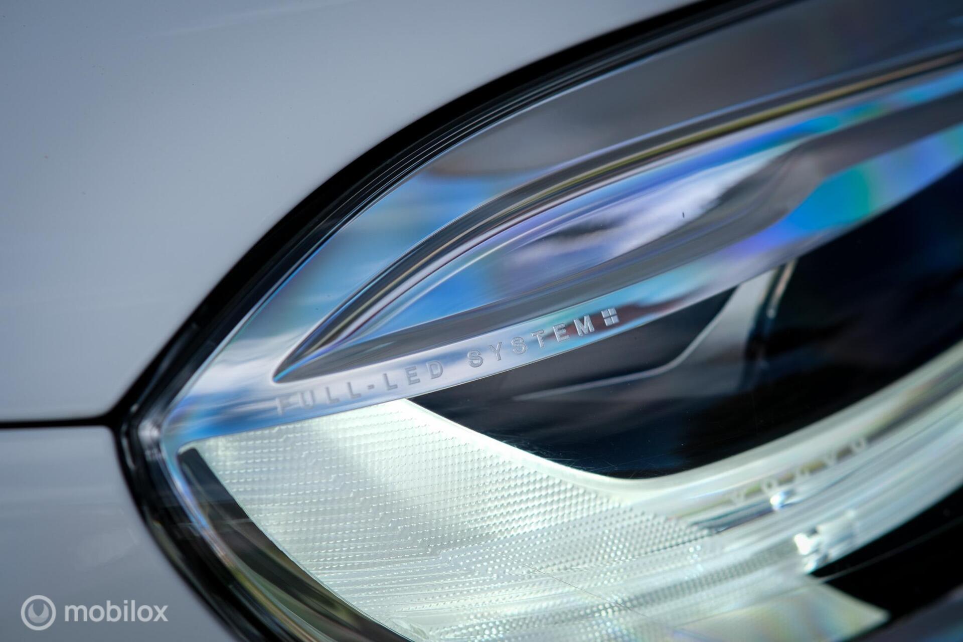 Foto van Volvo V40 Cross Country