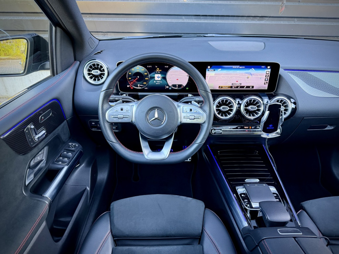 Foto van Mercedes-Benz B 220