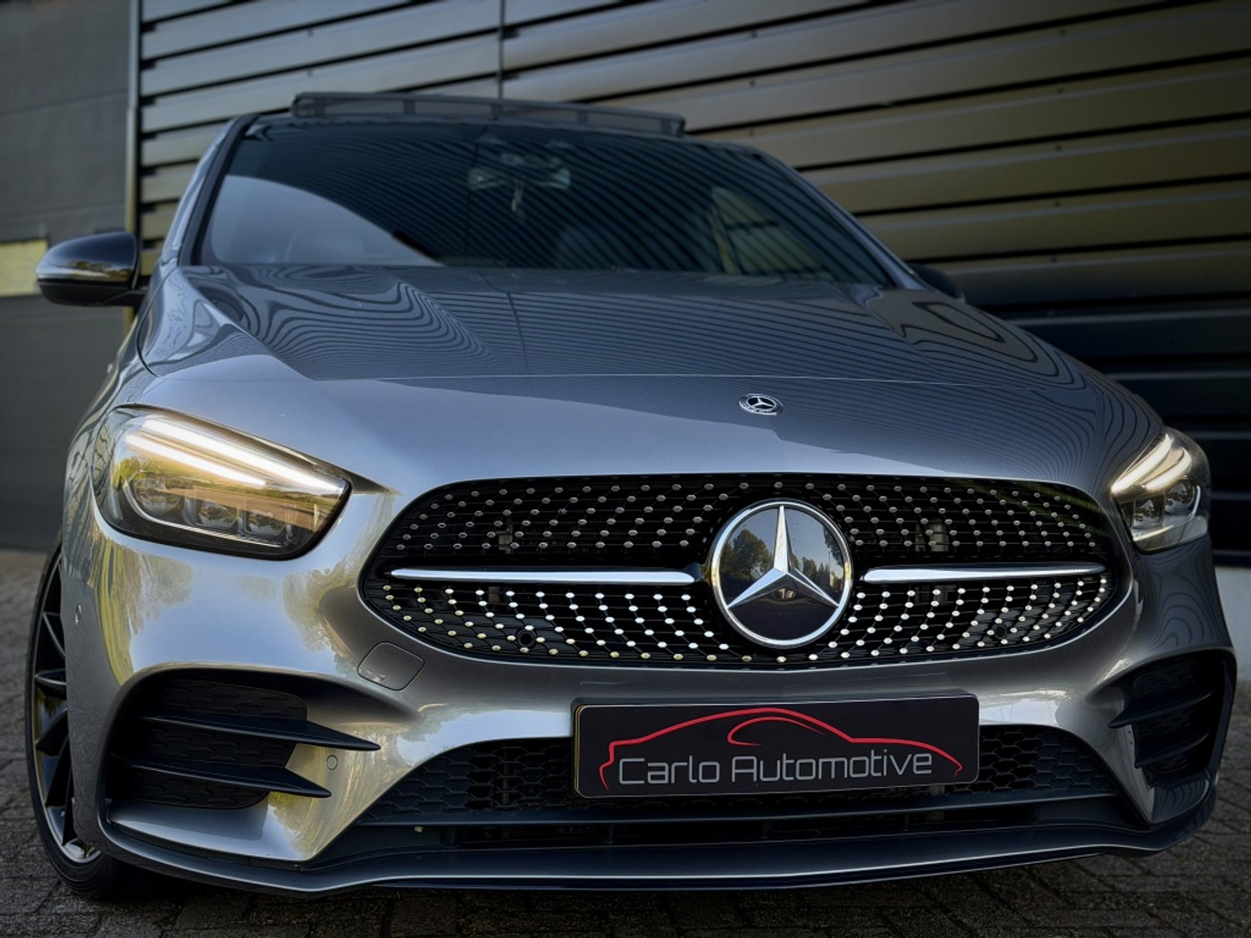 Foto van Mercedes-Benz B 220
