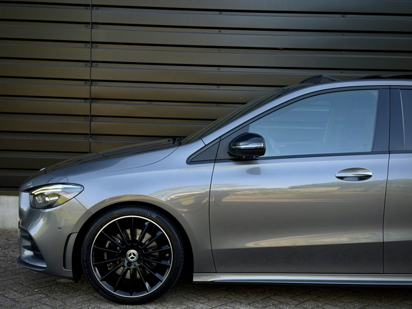 Foto van Mercedes-Benz B 220