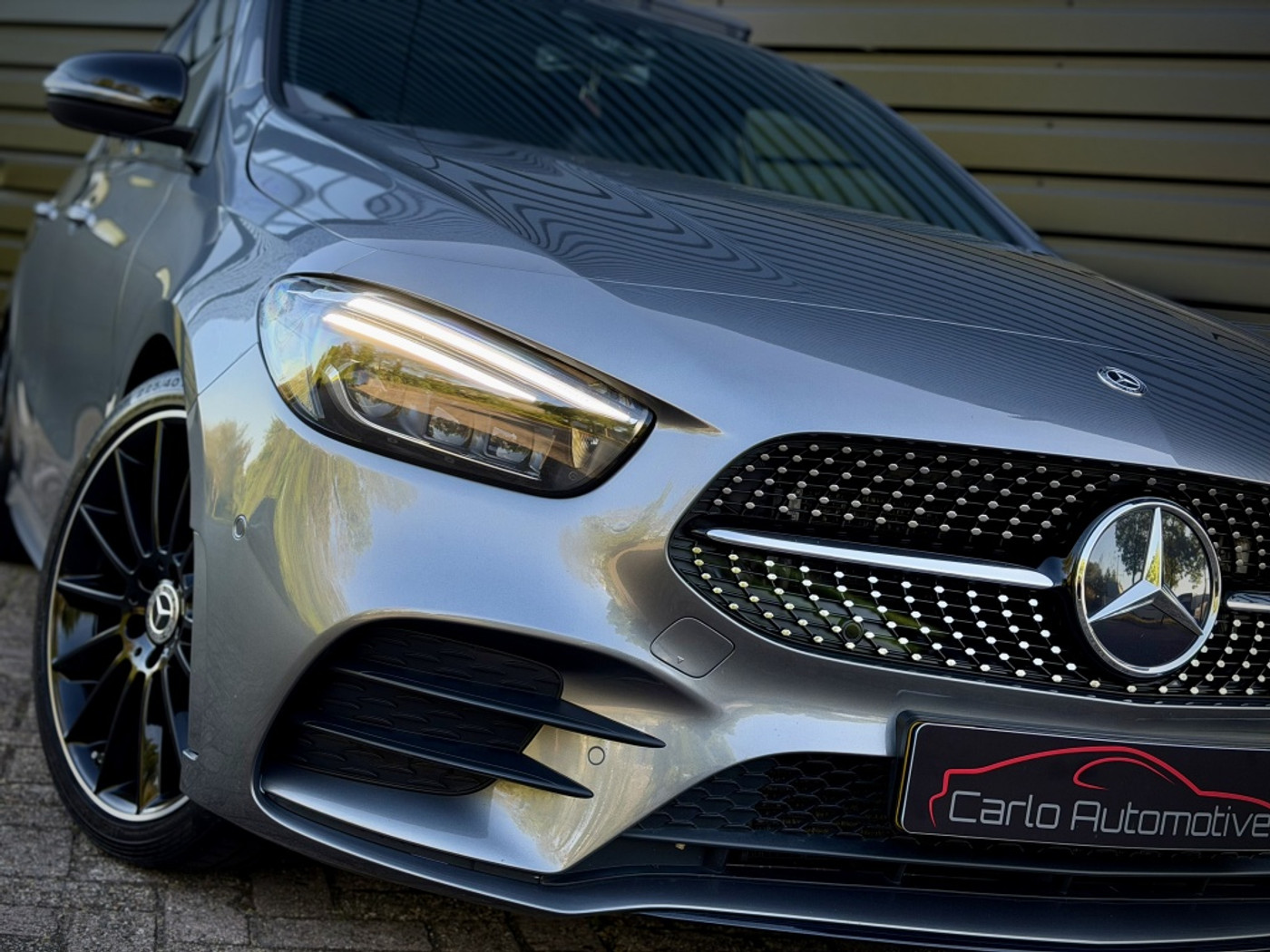 Foto van Mercedes-Benz B 220