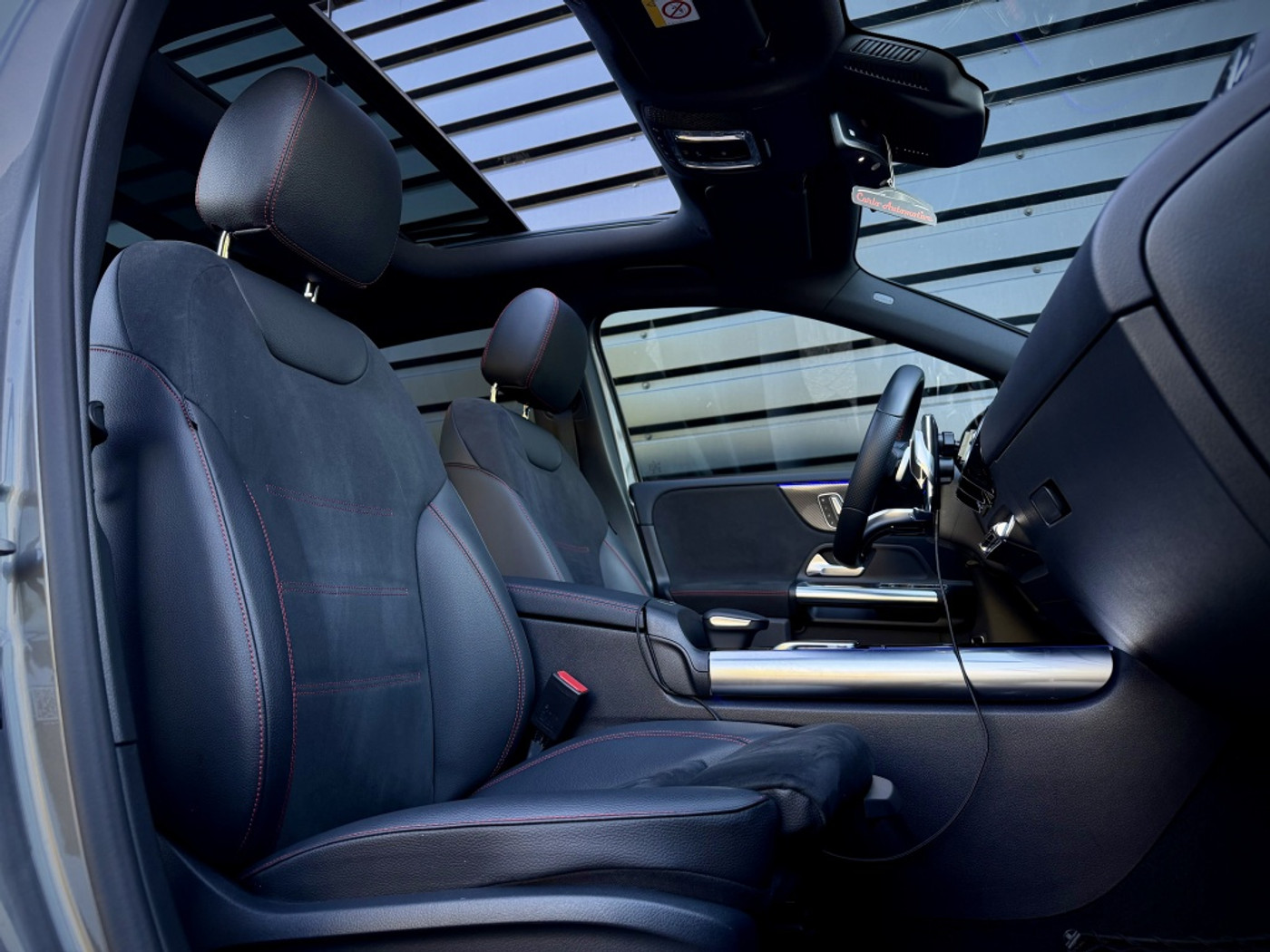 Foto van Mercedes-Benz B 220