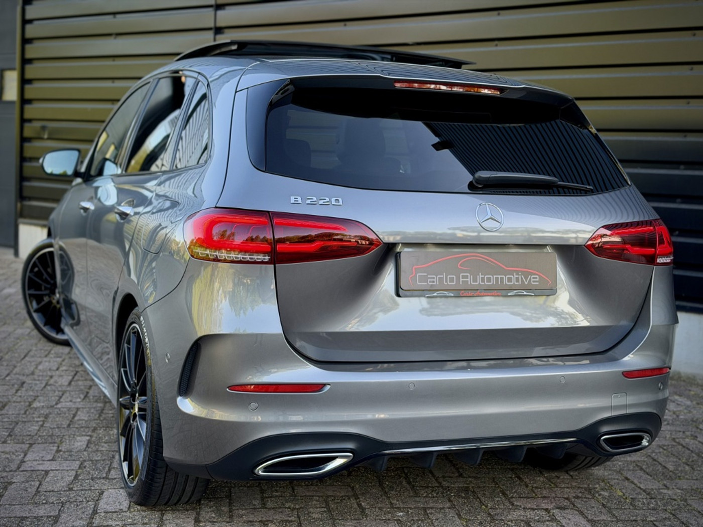 Foto van Mercedes-Benz B 220
